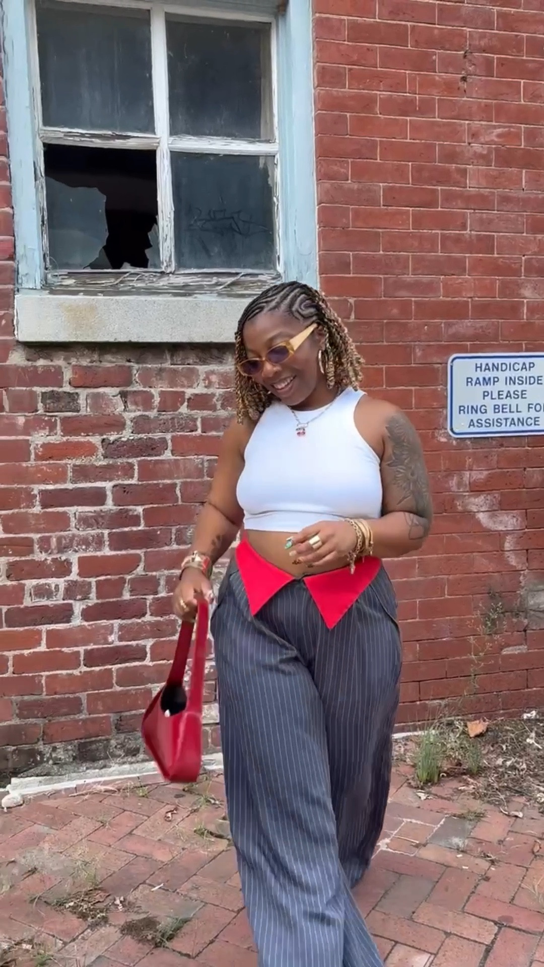 How many times have I worn these pants? Yes 🤭🙃

#LTKFindsUnder100 #LTKMidsize #LTKFindsUnder50