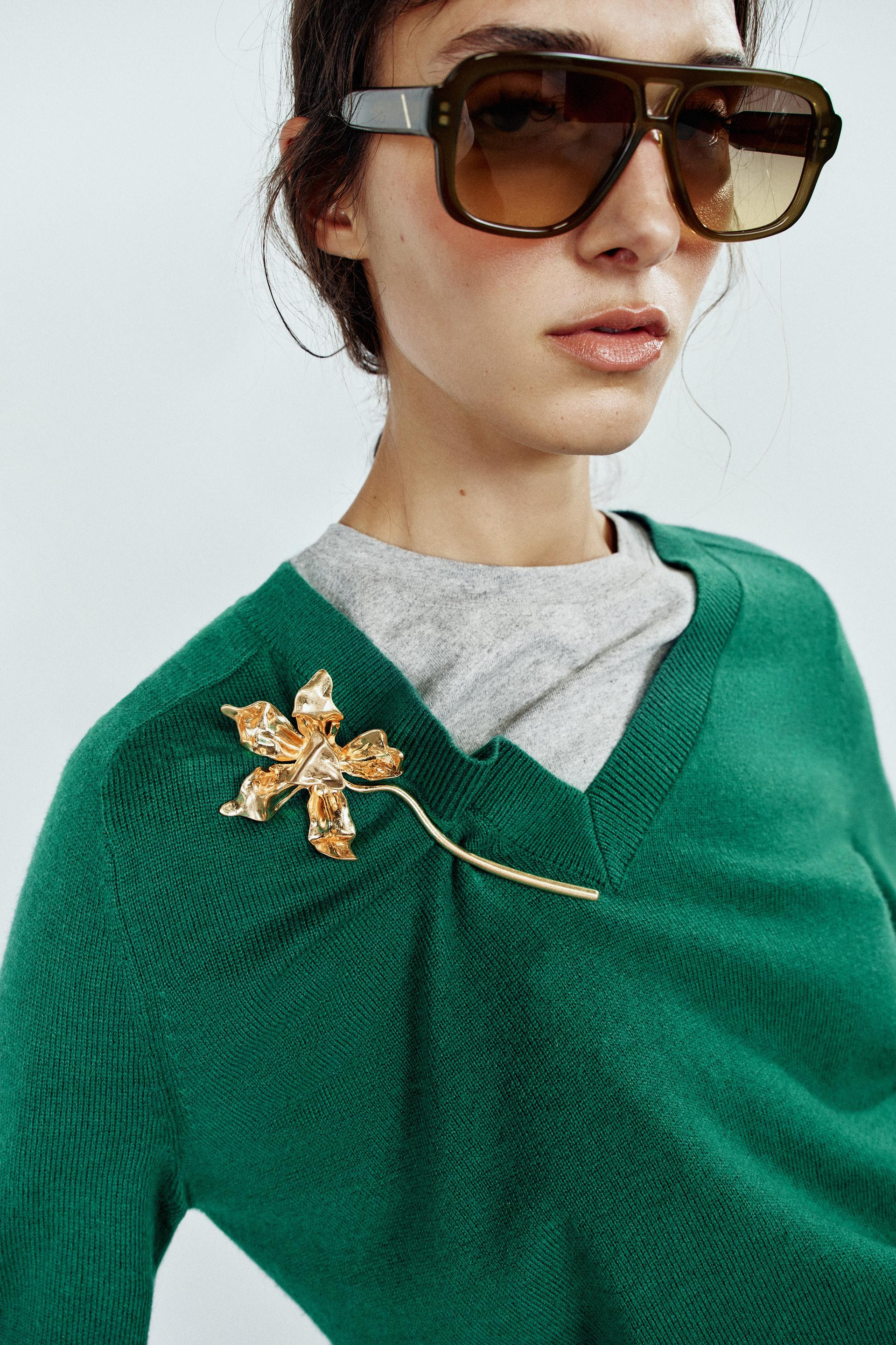 Zara - Oversized Metal Flower Brooch - Golden - M - Woman | Zara US