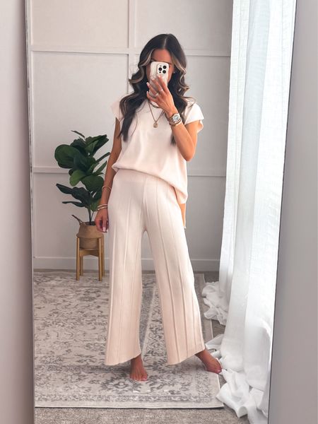 ✨This soft and stretchy knit two piece set is super comfy. I love to mix and match it for a travel outfit, vacation outfit or everyday outfit. 

✨Fits true to size. I’m wearing a small 

#springoutfit #traveloutfit 

#LTKsalealert #LTKfindsunder50 #LTKstyletip