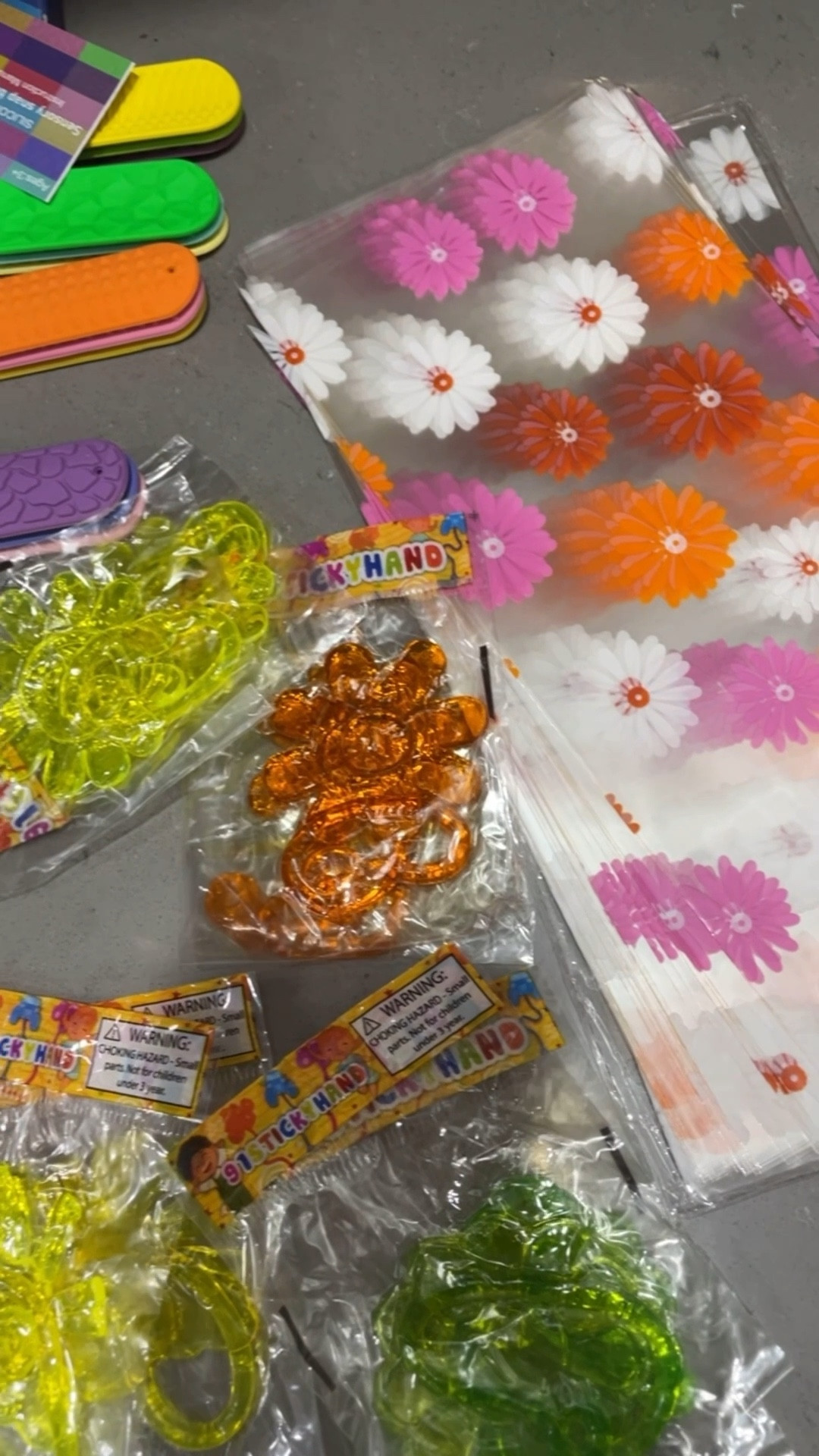 10th bday party favors 
Peace out single digits ✌🏽☮️


#LTKFindsUnder50 #LTKKids