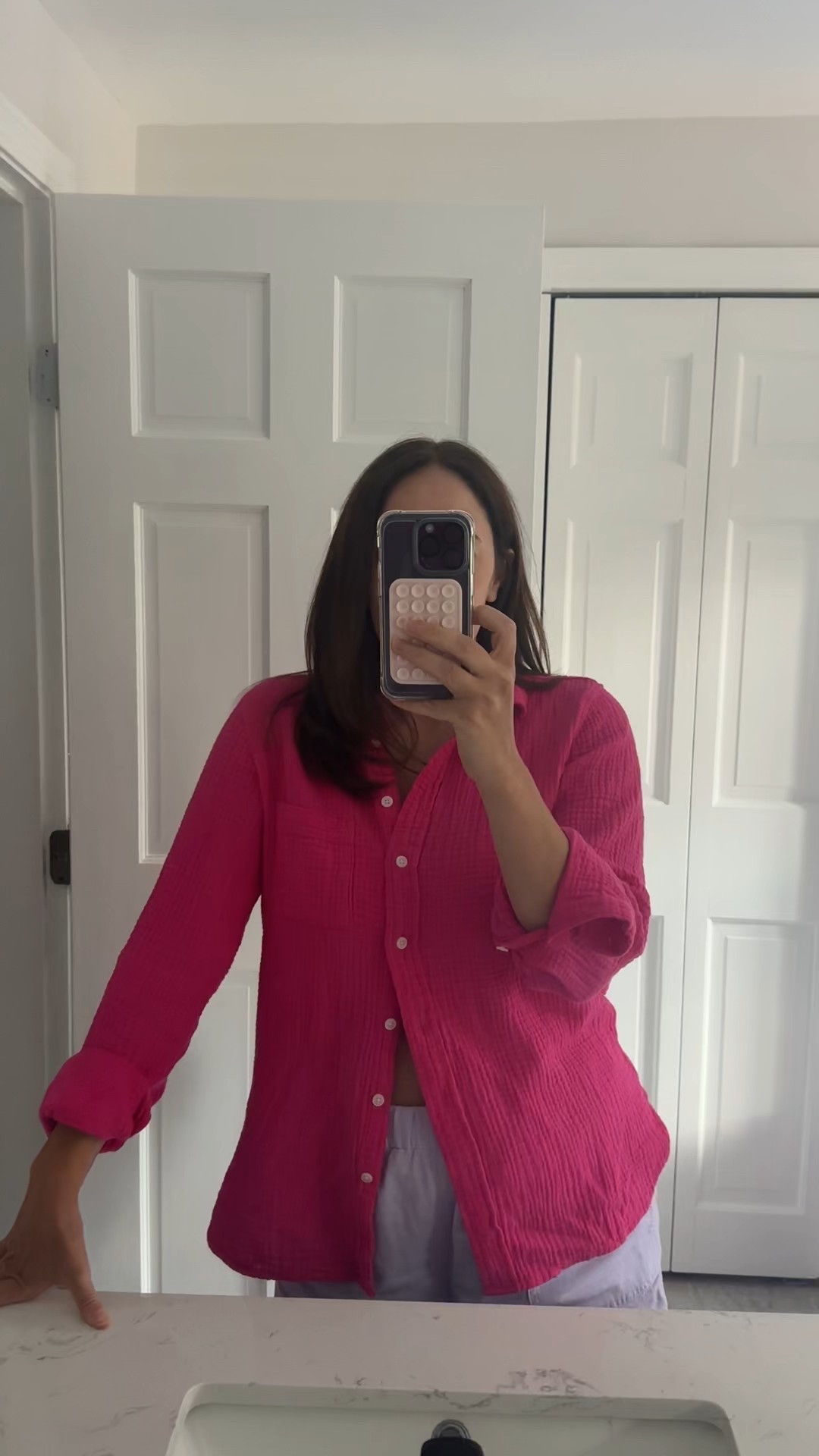 My mom uniform for summer. Linen top and shorts! 