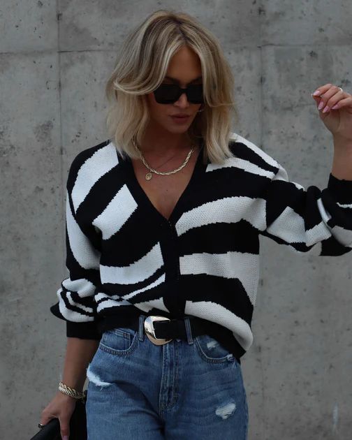 Outside The Box Knit Button Front Cardigan - Black/White - FINAL SALE | VICI Collection