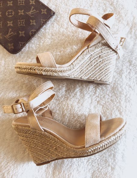 The only espadrilles wedges you need.  Such a cute and comfy Amazon find that will pair with countless spring and summer looks.  They are packed in my suitcase and ready to go!☀️

*Runs a tad bit small so feel free to size up .5 from your usual

#LTKfindsunder50 #LTKshoecrush #LTKSpringSale