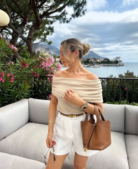 Summer neutrals are so my favourite 🤍 Off the shoulder beige top styled with gorgeous linen shorts from Reiss, tan Hermes accessories 

#LTKeurope #LTKsummer #LTKluxury