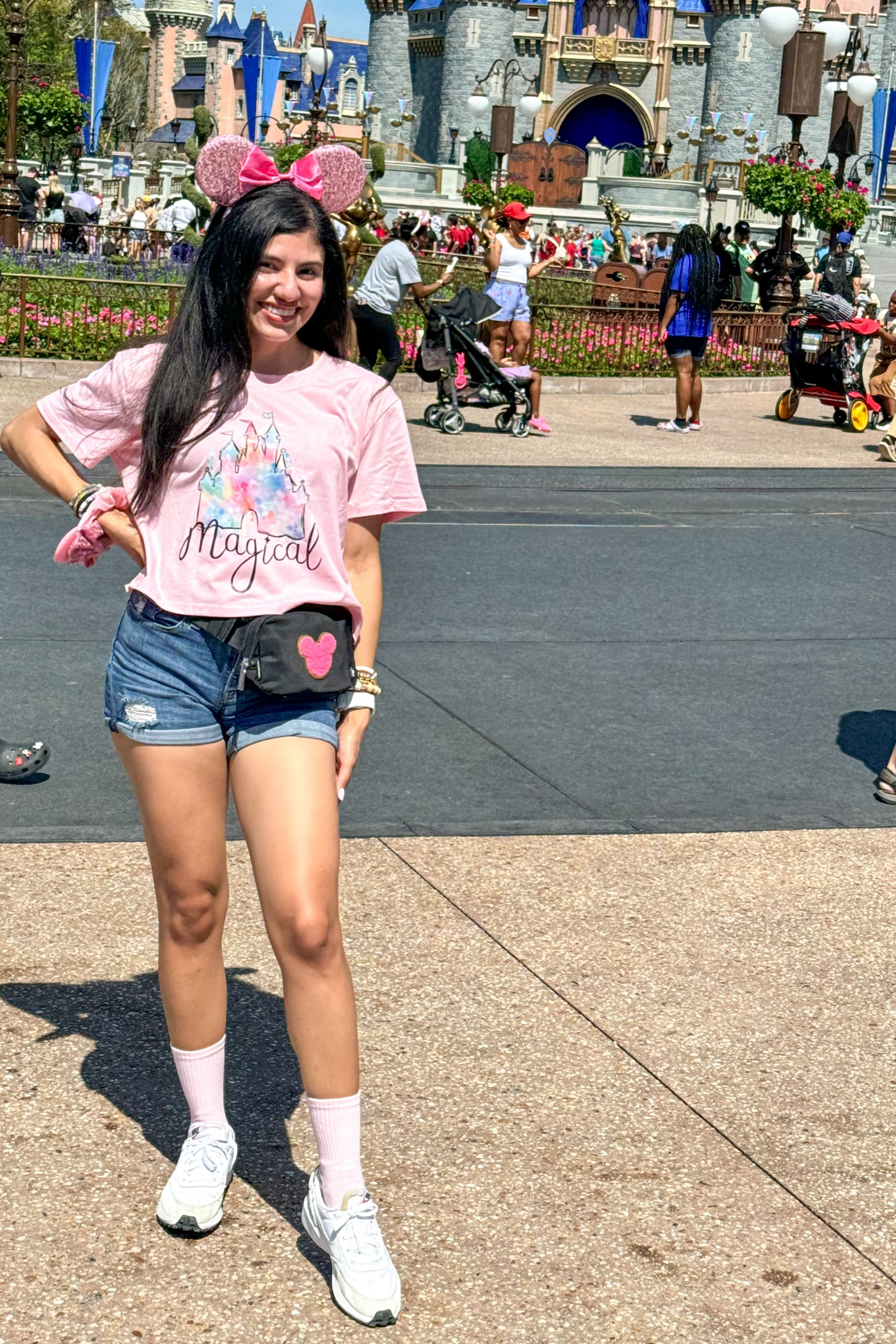 The most magical place on earth✨

Disney world outfit, jeans, Amazon fashion, Amazon finds, 

#LTKtravel #LTKfamily #LTKstyletip