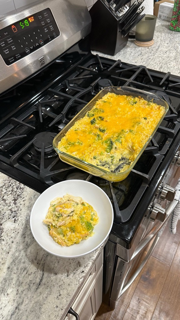 Dump-and-Bake Chicken Broccoli & Rice Casserole 🥦🧀

Dinner doesn’t get easier (or tastier) than this creamy, cheesy, one-dish casserole! Perfect for busy weeknights, this crowd-pleaser is packed with chicken, broccoli, and rice—all baked together for ultimate comfort food vibes.

Ingredients:
• 2 cups uncooked rice
• 1 can cream of chicken soup
• 1 can cheddar cheese soup
• 2 cups chicken broth or water
• 2 cups broccoli florets
• 2 cups cooked, shredded chicken
• 1-2 cups shredded sharp cheddar cheese

Instructions:
1️⃣ Dump 2 cups of uncooked rice, cream of chicken soup, and cheddar cheese soup into a 9x13 casserole dish. Add 2 cups of chicken broth and stir until combined.
2️⃣ Mix in 2 cups of cooked broccoli florets and 2 cups of shredded chicken. Toss in a few handfuls of shredded cheddar cheese and stir everything together.
3️⃣ Bake uncovered at 350°F for 20 minutes.
4️⃣ Pull out the dish, sprinkle with more shredded cheese, and bake for another 5 minutes until the cheese is perfectly melted.

That’s it—dinner is ready! 😍 Serve it up and watch your family go back for seconds.

📌 Save this post for your next meal idea and let me know if you try it!

#ChickenBroccoliRiceCasserole #EasyDinnerRecipe #DumpAndBake #CheesyGoodness #WeeknightMeals