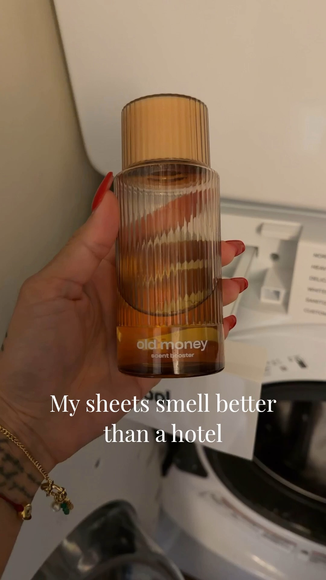 The best non-toxic laundry scent booster! This smells incredible and it’s not too strong at all. Comes in so many different scents but the Old Money is my favorite 🫶🏽

#LTKmorningroutine #LTKselfcare #LTKHome