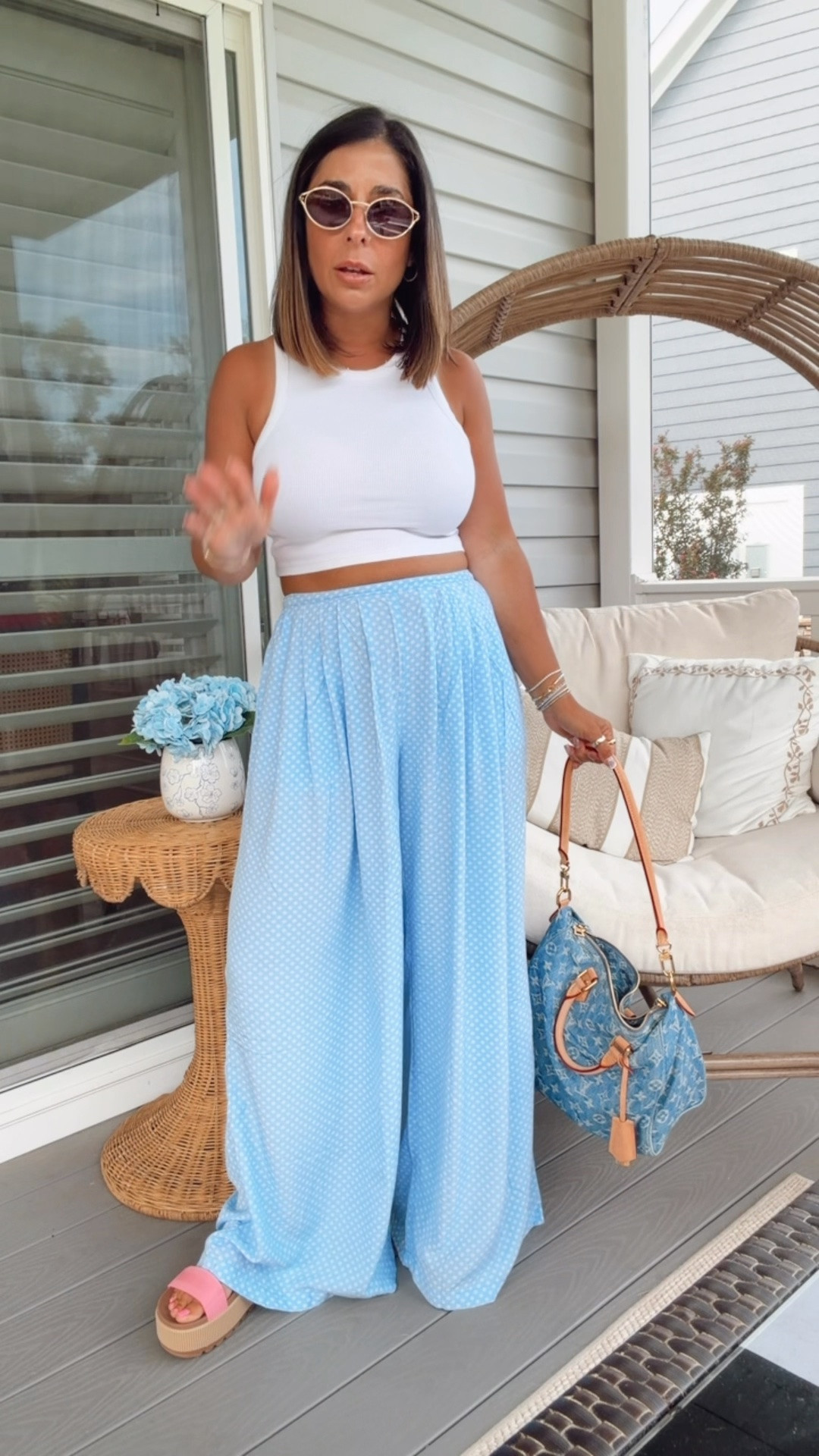 Aerie pleated pants in the size small

#LTKSaleAlert #LTKPetite #LTKootd