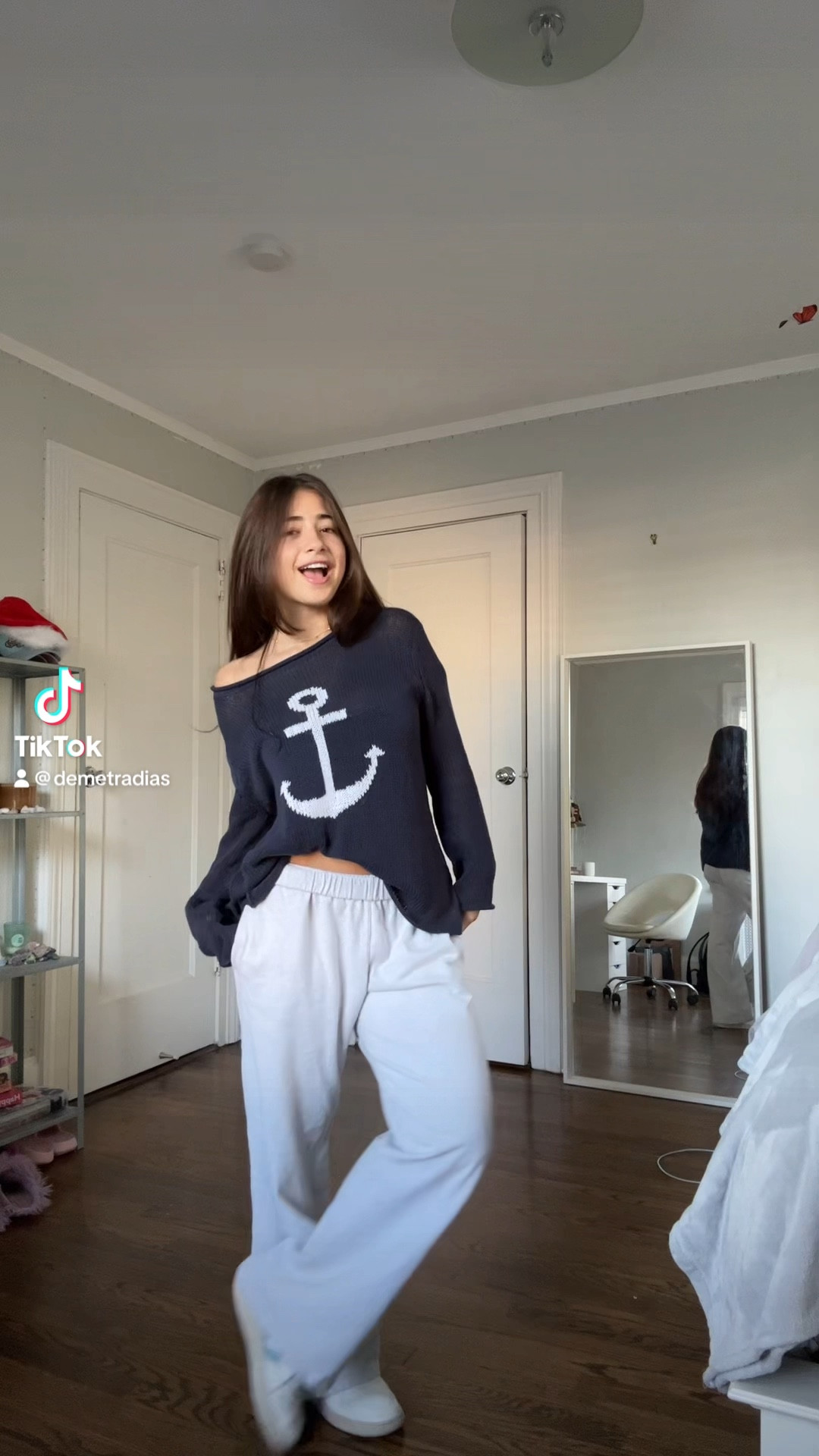 sweater: wooden ships (unavailable on here)
pants: brandy melville 
shoes: vejas