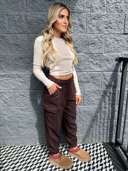 Fall outfit
Cargo pants
Cargo joggers
Ugg slippers
Ugg tazz
Ribbed long sleeve top
Comfy clothes 
Casual outfit idea
Fall style
Neutral outfit 
Brown outfit idea



#LTKstyletip #LTKsalealert #LTKSeasonal