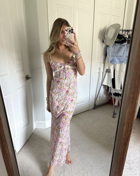 @princesspolly Princess Polly EMILY MAXI DRESS PINK FLORAL size US 2. 	Maxi dress, Slim fitting, Floral print, Lace trimming, Fixed stretchy straps, V neckline, Adjustable tie at bust, Invisible zip at side, Shirred back panel. 

#LTKparties #LTKwedding #LTKfindsunder100