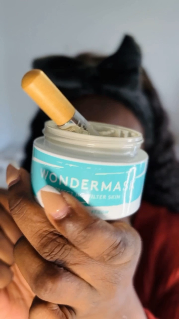 #cocunat
One of my favorite natural  cosmetics is on sale. Enjoy 30% off when you purchase the womdermask + The absolute and an additional 10% off with code when you use my special discount code Kemiaw. Sales end on 3/27!!!


#LTKsalealert #LTKbeauty #LTKfindsunder100