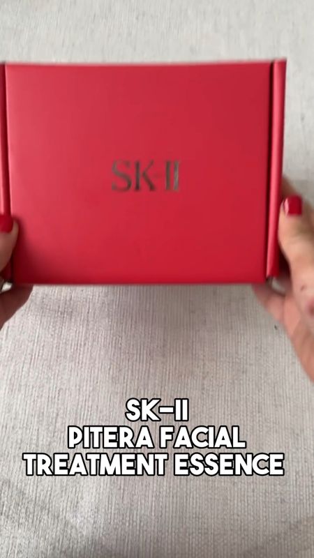 Unbox this SK-II Pitera Anti-aging Facial Treatment Essense with me!

#LTKBeauty #LTKFindsUnder100 #LTKVideo