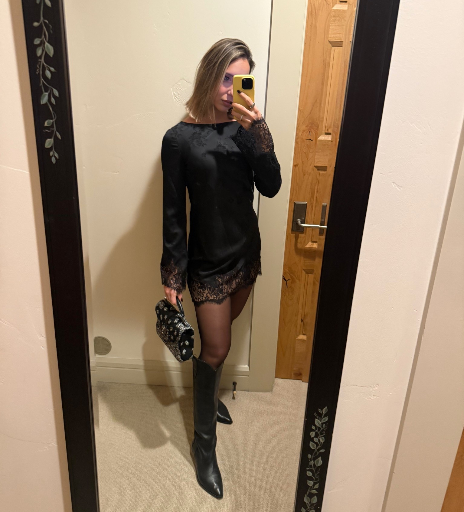 Aspen night out 🖤

#LTKootd #LTKTravel