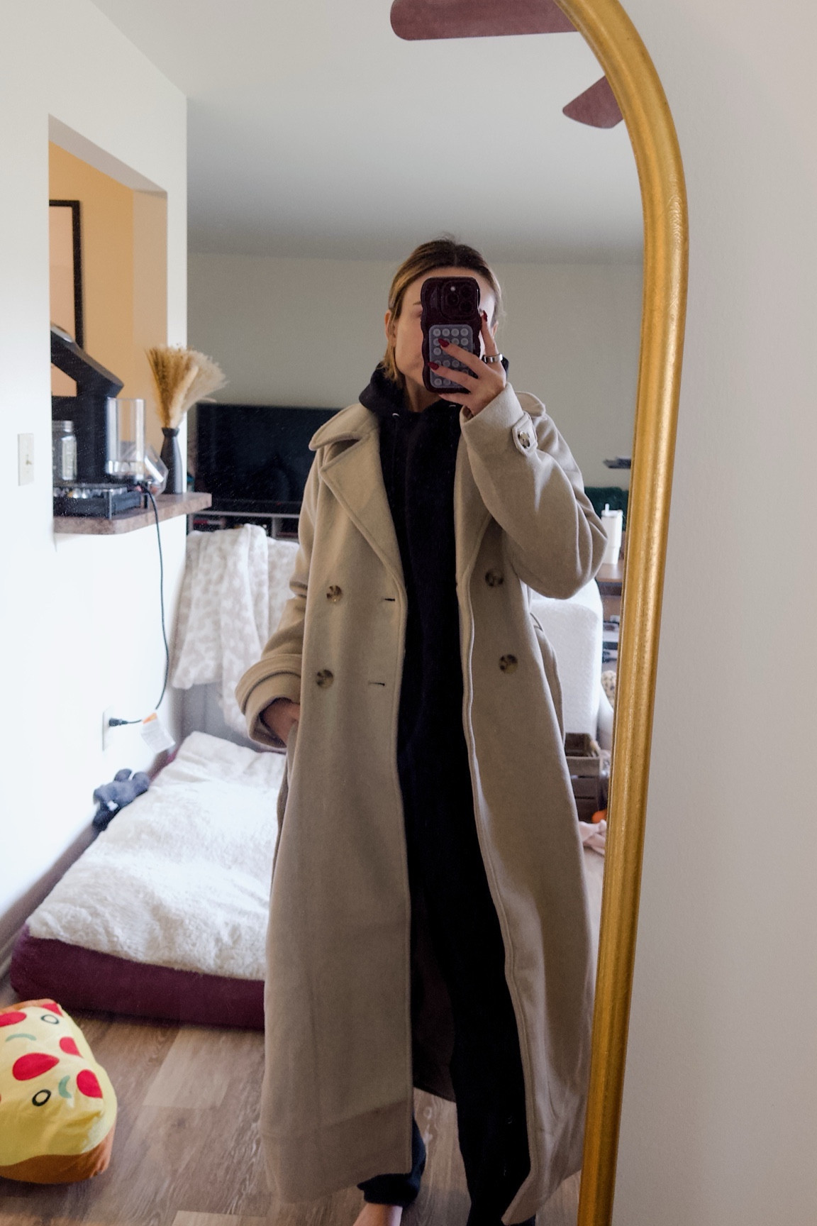 why does a simple wool coat make a sweatsuit feel so elevated???

wearing XS Tall

#LTKstyletip #LTKSeasonal
