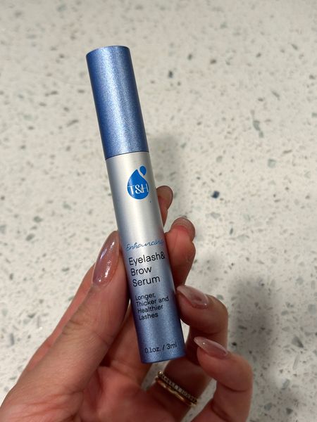 I’ve been using this lash serum to grow out my natural lashes after getting my lash extensions removed and it works!

#LTKfindsunder50 #LTKbeauty