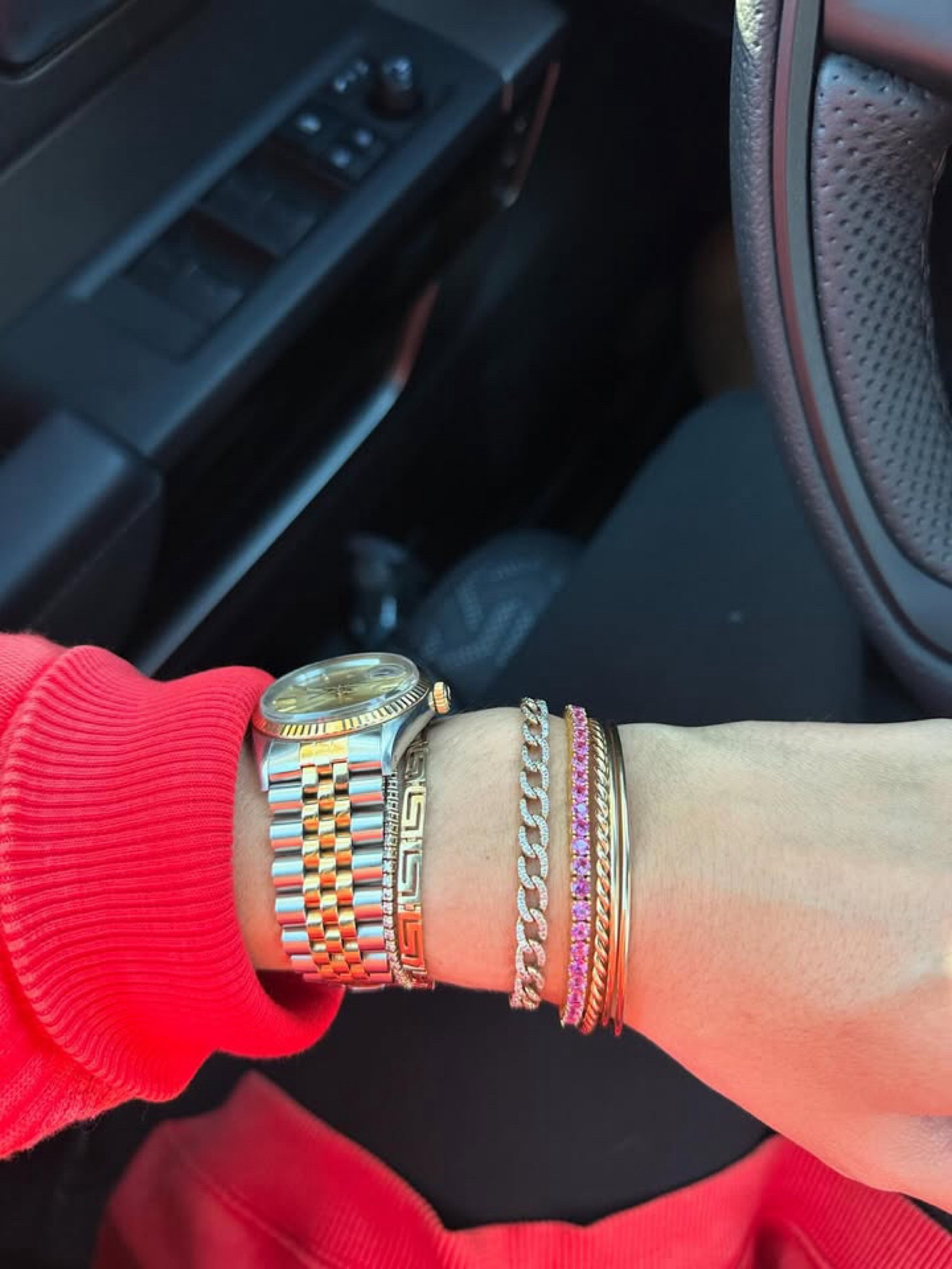 Splurge worthy gift idea! These are some of my most worn jewelry pieces! 

#LTKStyleTip #LTKHoliday #LTKGiftGuide