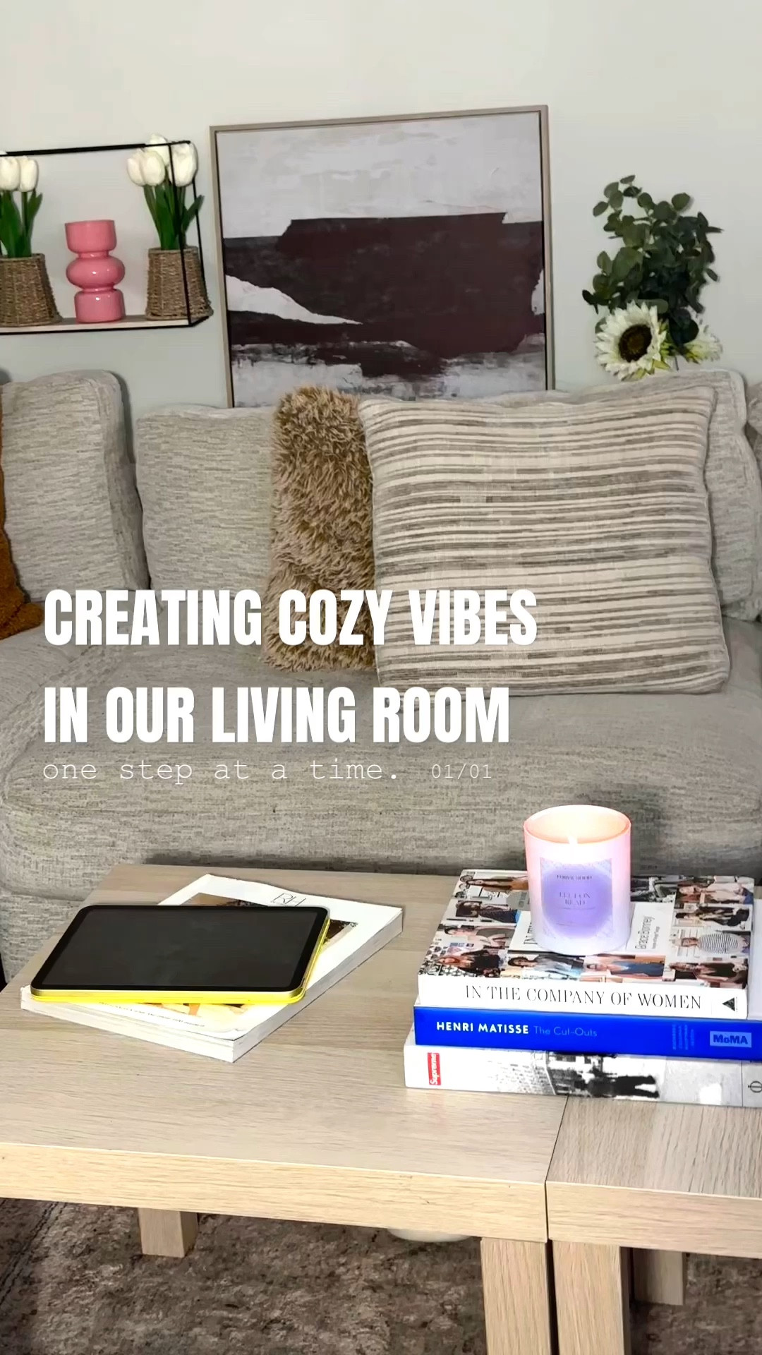 Going into the new year with a clean living room full of books makes my heart smile. 

#LTKhome #LTKSeasonal #LTKVideo