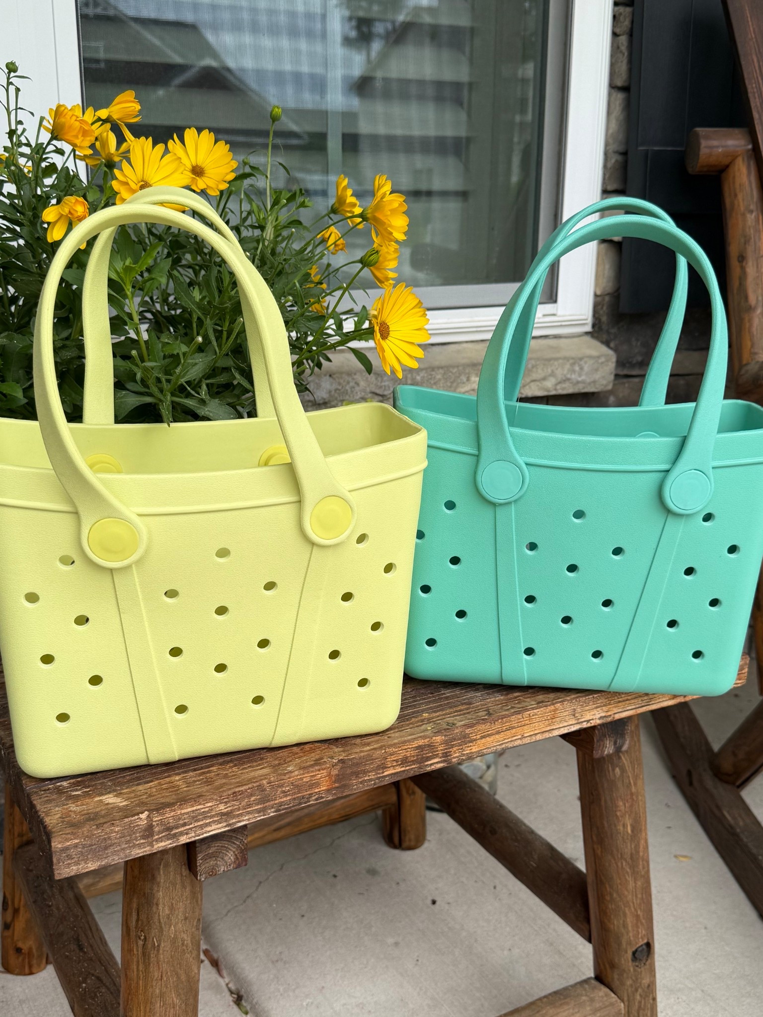 How cute are these mini bags! Great for teacher gifts, summer kid gifts, you name it!

#LTKmomlife #LTKKids #LTKSaleAlert