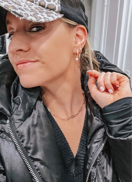 These are my favorite go- to earrings! #founditonamazon 

Lee Anne Benjamin 🤍