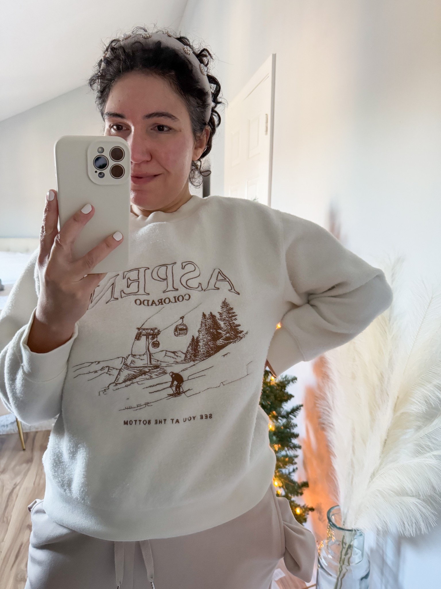 Cozy winter sweatshirt, ski top, winter outfit, apres ski, target finds 

#LTKSeasonal #LTKootd #LTKOver40