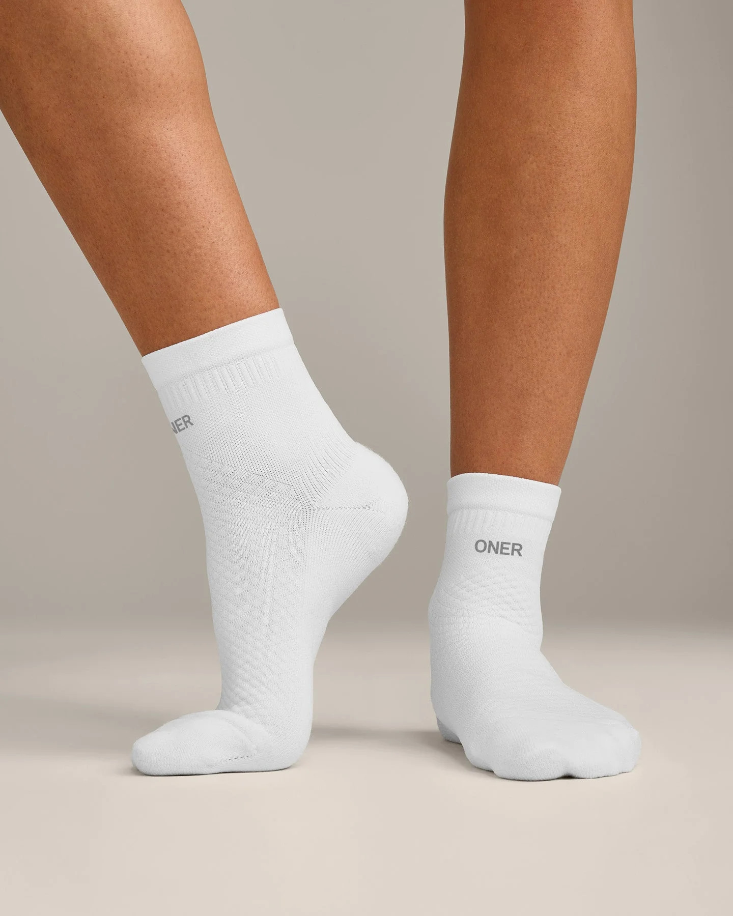 Performance Mid Crew Socks 1 Pack 
 White | Oner Active (UK / US)