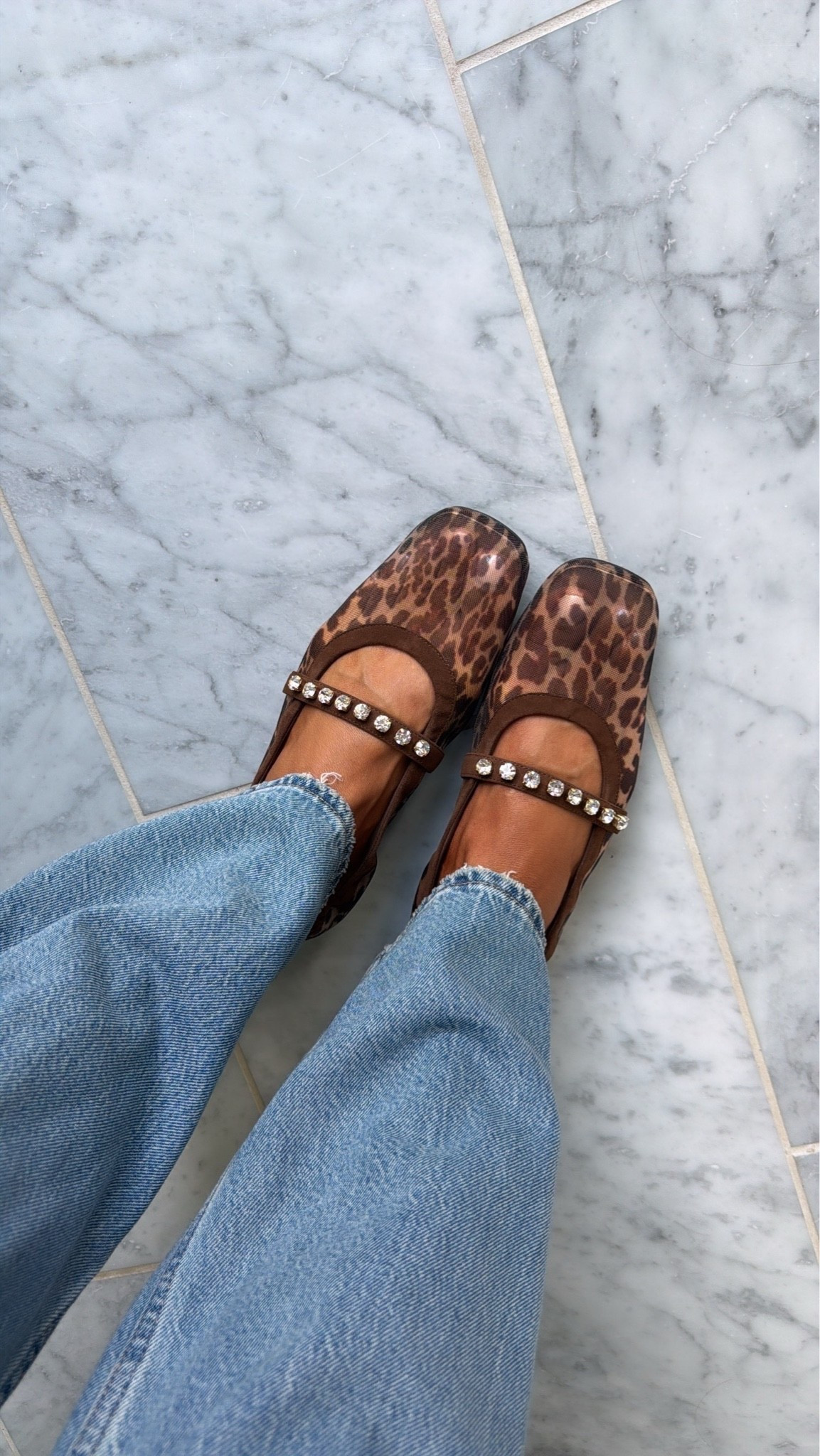 Leopard flats on sale

#LTKSaleAlert
