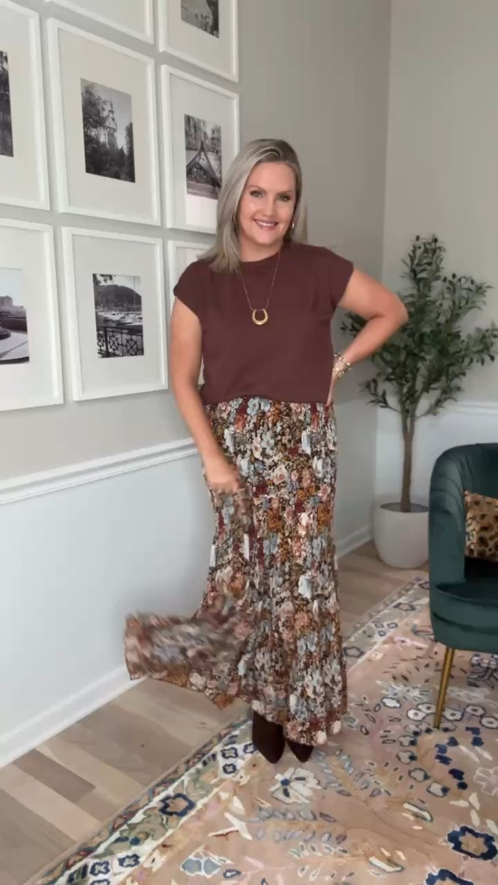 One fall maxi skirt, styled 4 ways 🍂 I love finding pieces that can completely change depending on what you pair with them. Add a sweater, denim jacket, simple tee, or fall layers and you have four totally different outfits from one skirt.

fall maxi skirt, maxi skirt outfit, fall outfit ideas, styled four ways, fall capsule wardrobe, versatile fall style, casual fall outfit, fall layering, everyday fall style, women’s fall fashion, lovelylifestyling

#LTKootd #LTKSeasonal #LTKgrwm