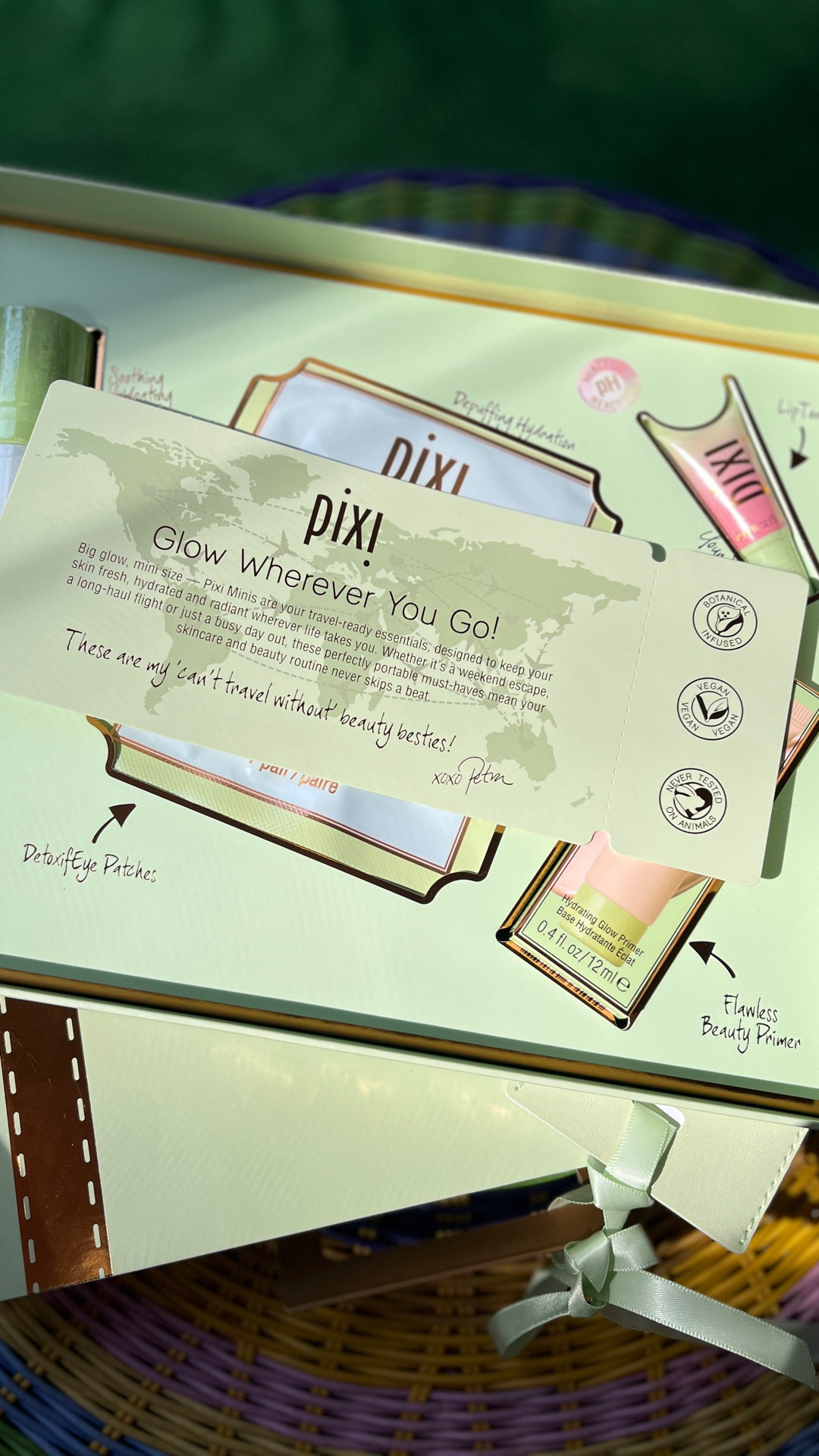 PIXI beauty 12 Days of Icons: Day 2,  GLOW TONIC CLEANSING GEL. 
Exfoliating cleanser.
.
#pixifestiveglow #gelcleanser 

.


#LTKSeasonal #LTKselfcare #LTKHoliday