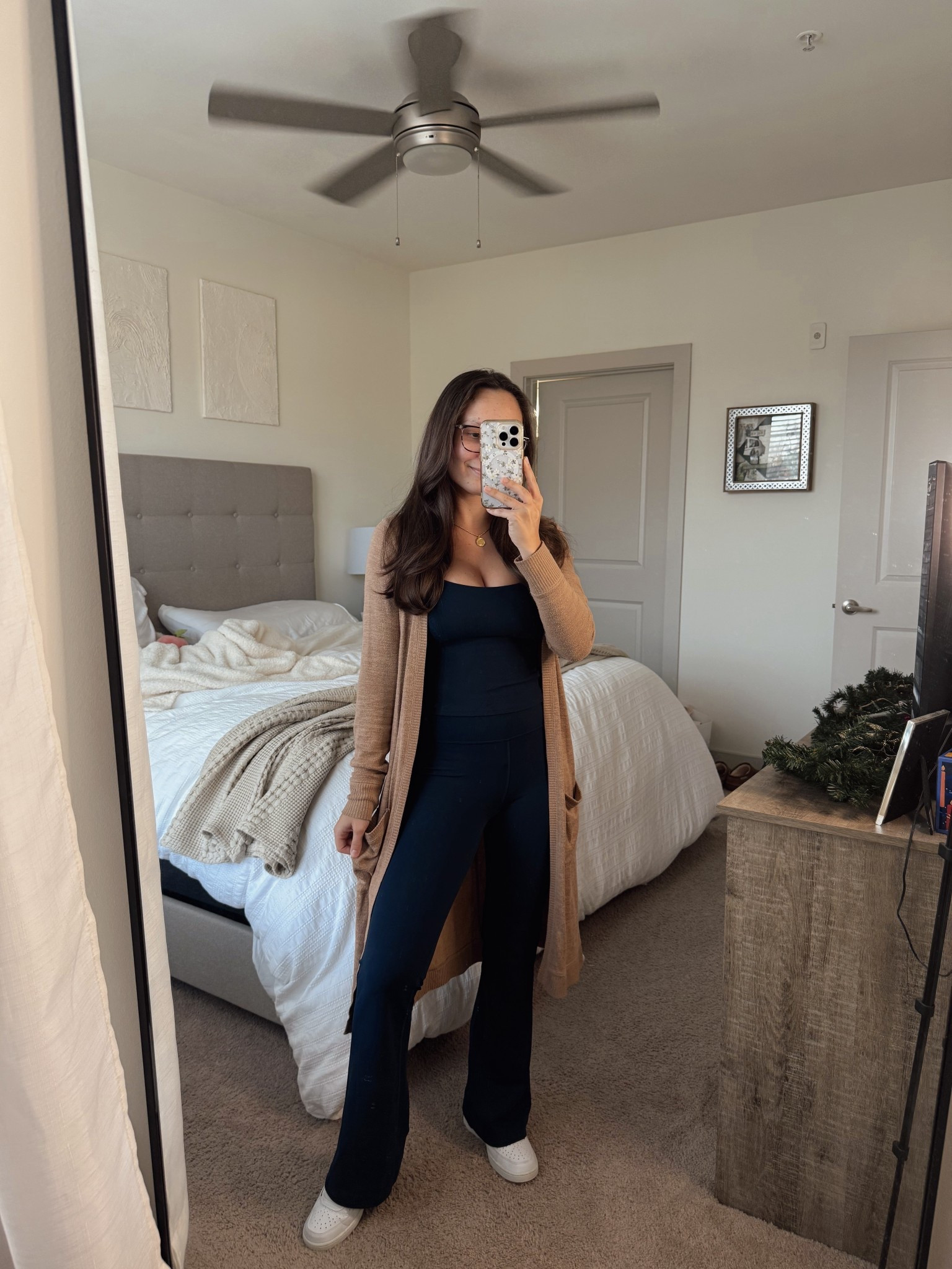 Best seller!
Flare leggings - 4 short (size up),
Tank - XS

#LTKgrwm #LTKmorningroutine #LTKPetite