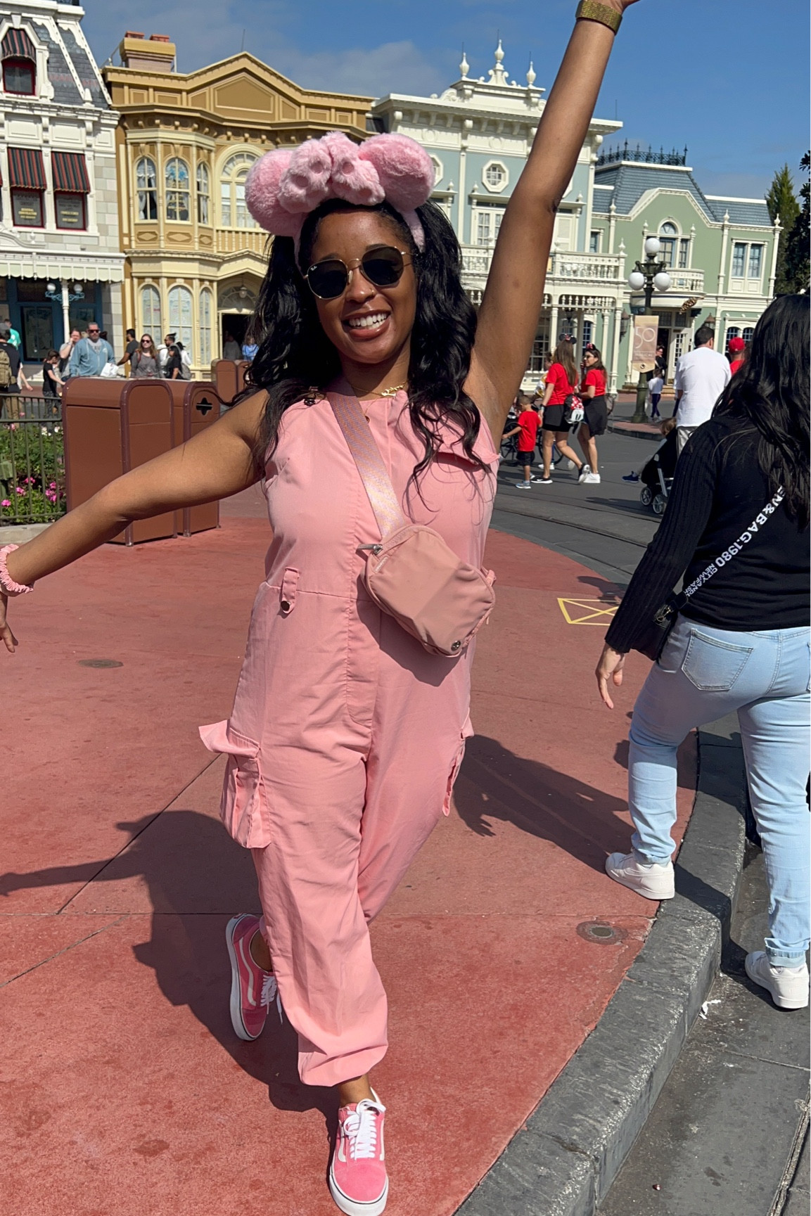 Pop of Pink(s) at the happiest place on earth (Disney) 🌍🎀🩷👛🩰

#LTKtravel #LTKshoecrush #LTKfit