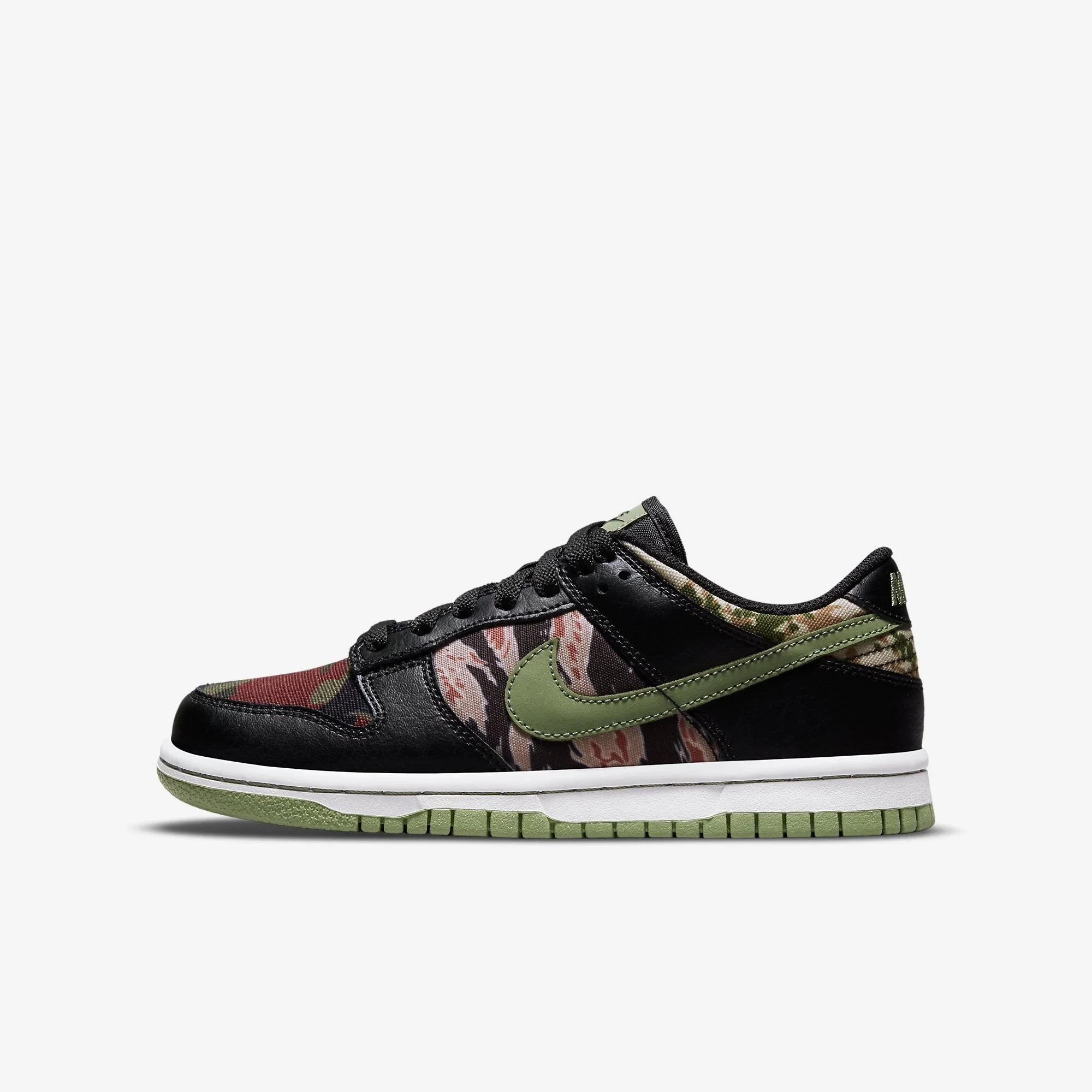 (GS) Nike Dunk Low SE 'Crazy Camo' | Walmart (US)