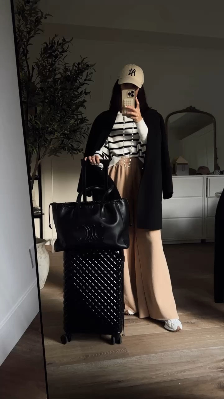 Airport outfit✈️ These pants are older but linking a similar style to help you recreate the look. I'm just shy of 5-7" wearing the size small #StylinByAylin #Aylin

#LTKVideo #LTKStyleTip #LTKTravel
