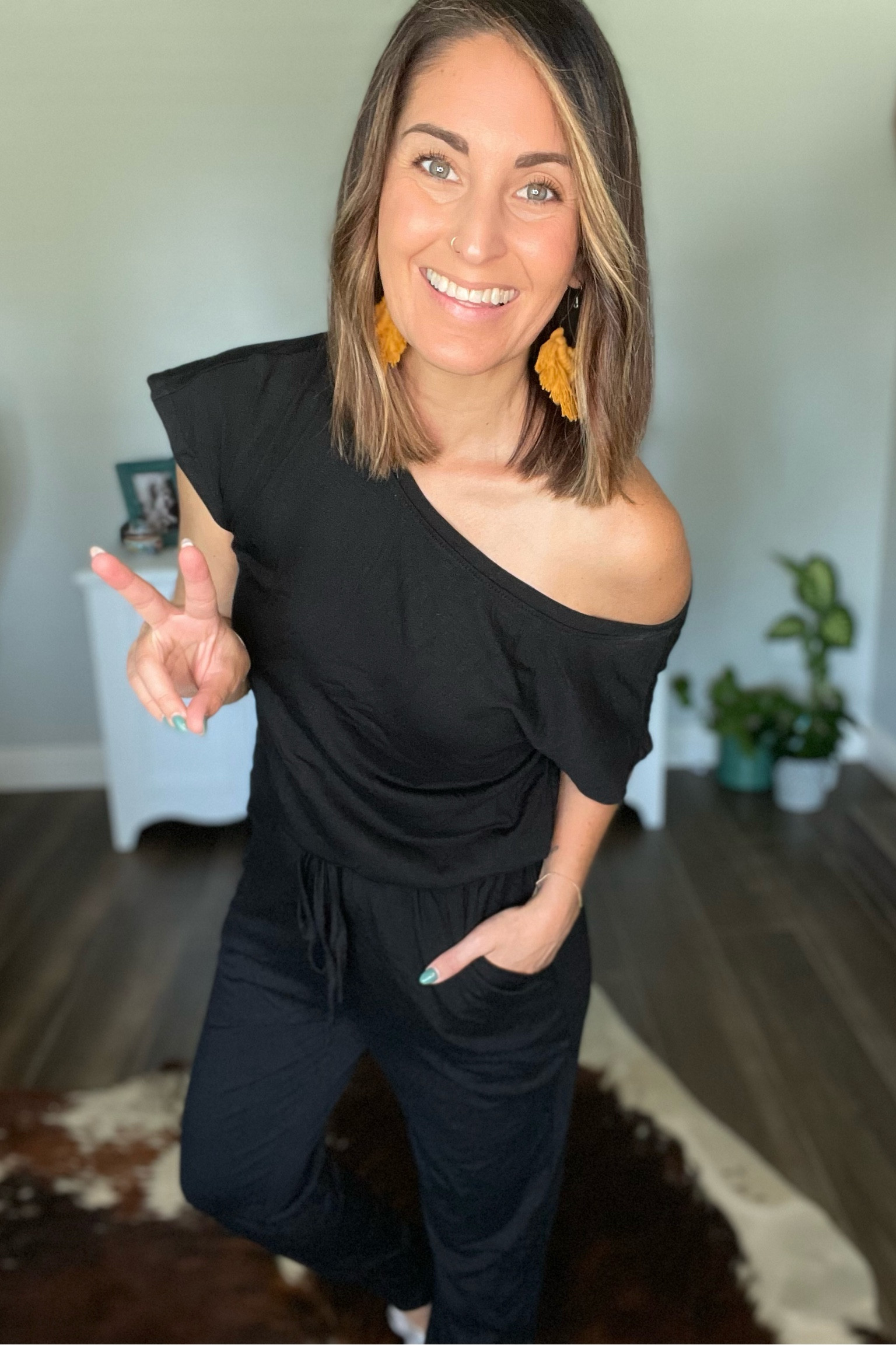 I found THE comfiest jumpsuit 🙌🏼!! 
#founditonamazon #amazonstorefront #fallmusthave #amazonoutfits #jumpsuits #womenfallfashion #ltkwomens

#LTKunder50