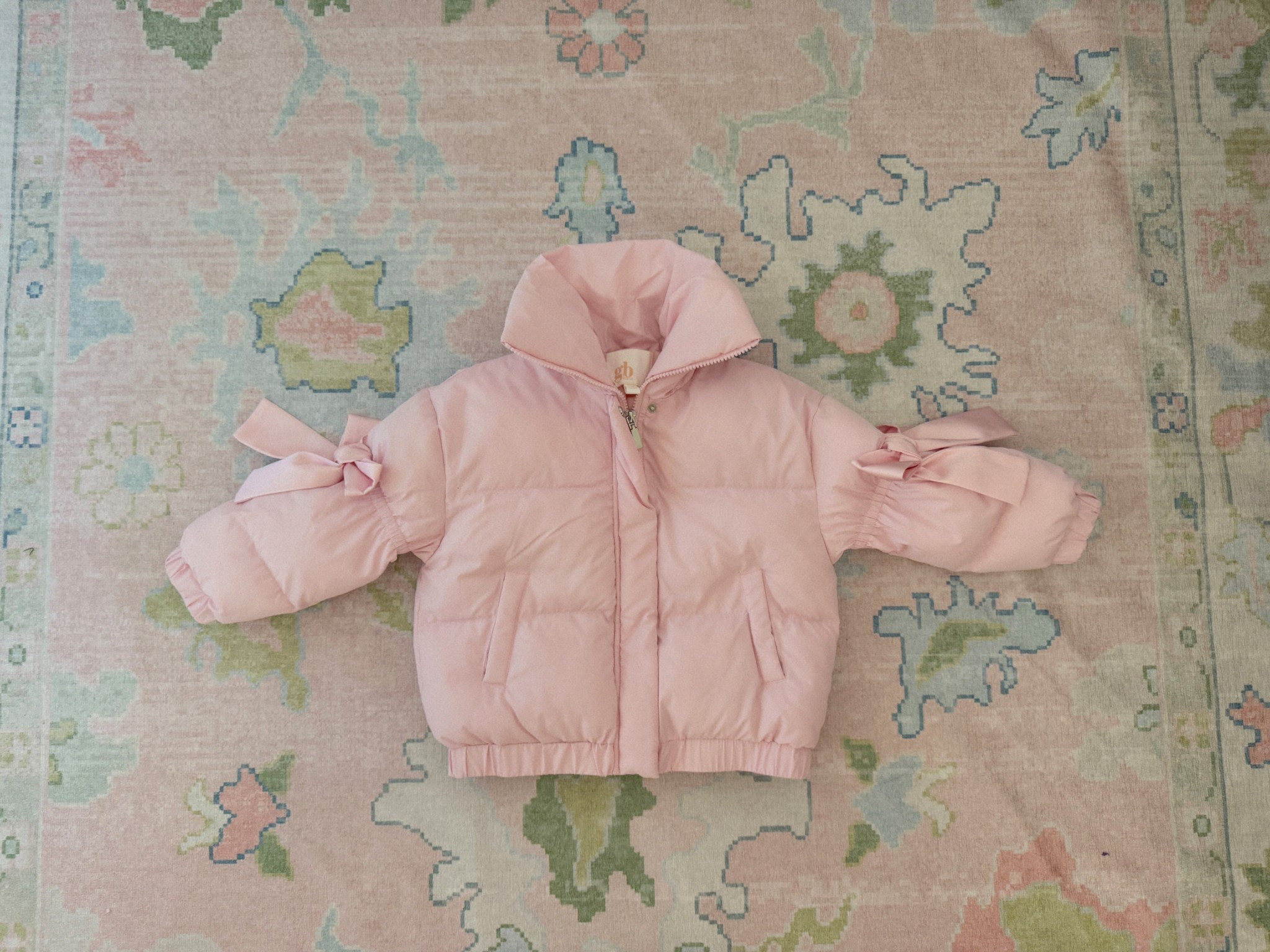 This puffer jacket is on sale and it’s so cute! It’s giving TBBC 👀

#LTKSaleAlert #LTKHome #LTKKids