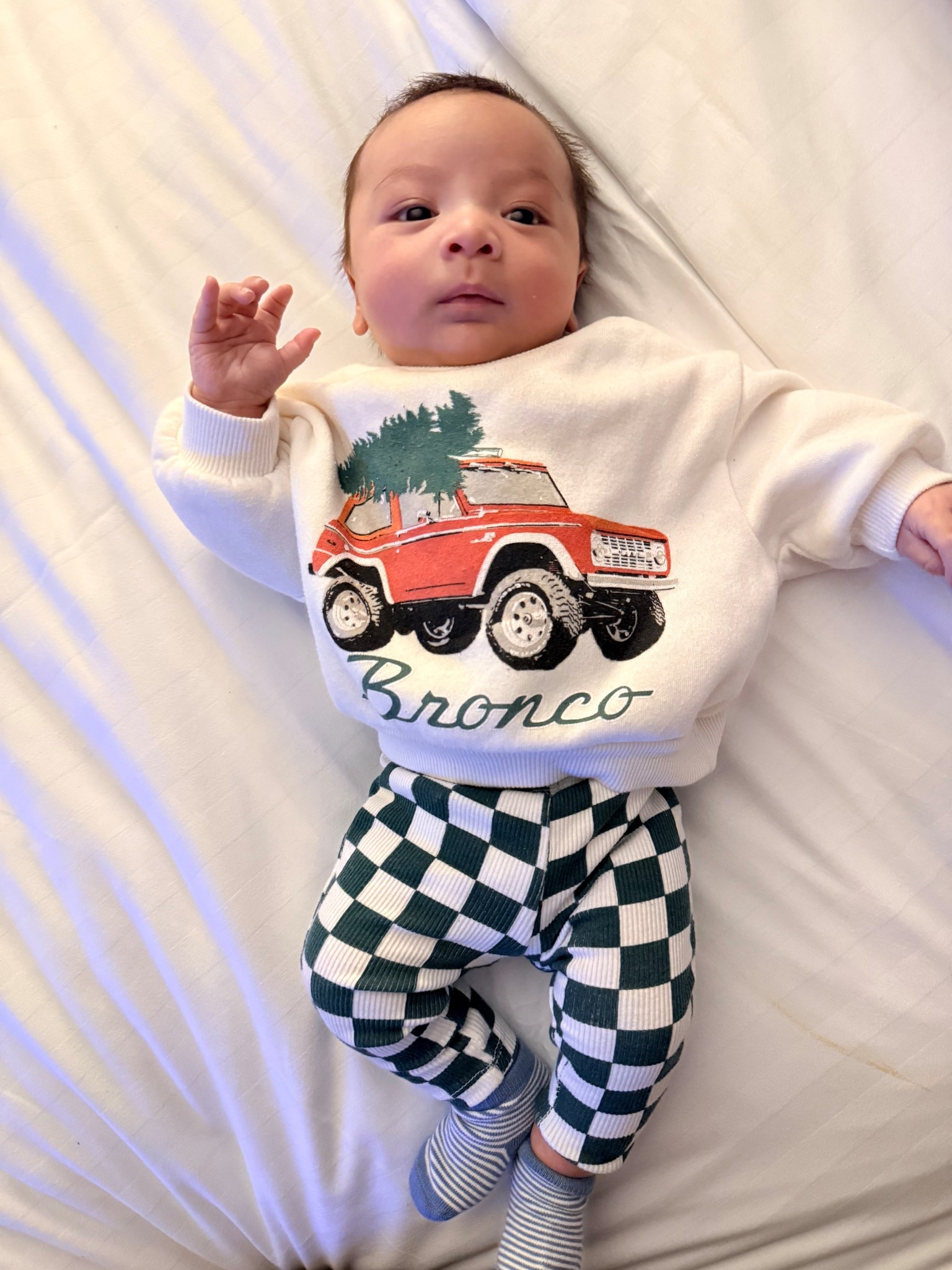 The cutest set for your little one. This bronco outfit comes in so many sizes and I love the fit and feel. 

Baby clothes. Infant clothing, coord set, checkered leggings, winter clothes for baby 


#LTKFindsUnder100 #LTKBaby #LTKGiftGuide
