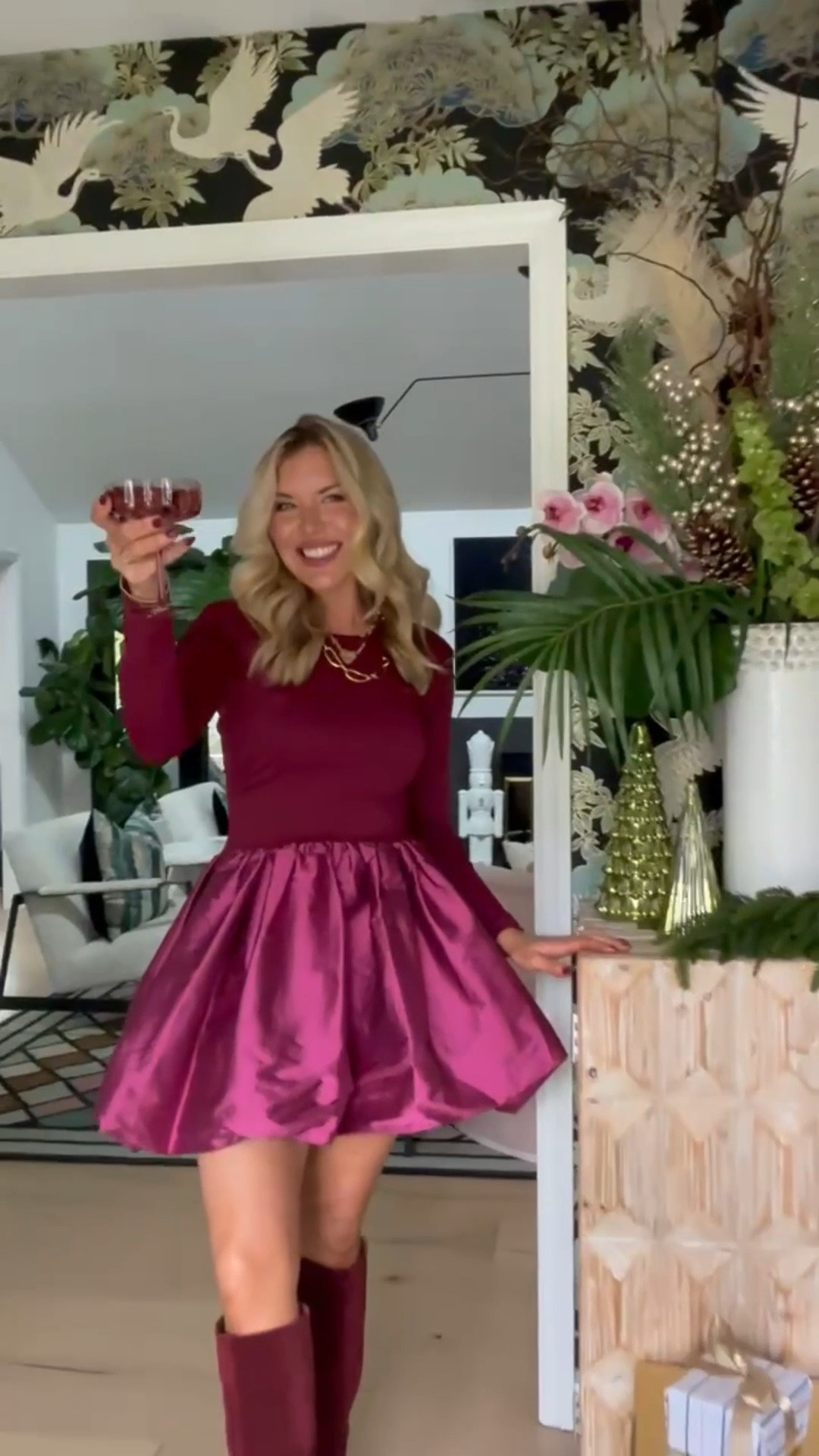 Most perfect holiday dress❤️

#LTKParties #LTKStyleTip #LTKSeasonal