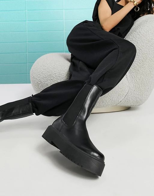 ASOS DESIGN Alana chunky chelsea boots in black | ASOS (Global)