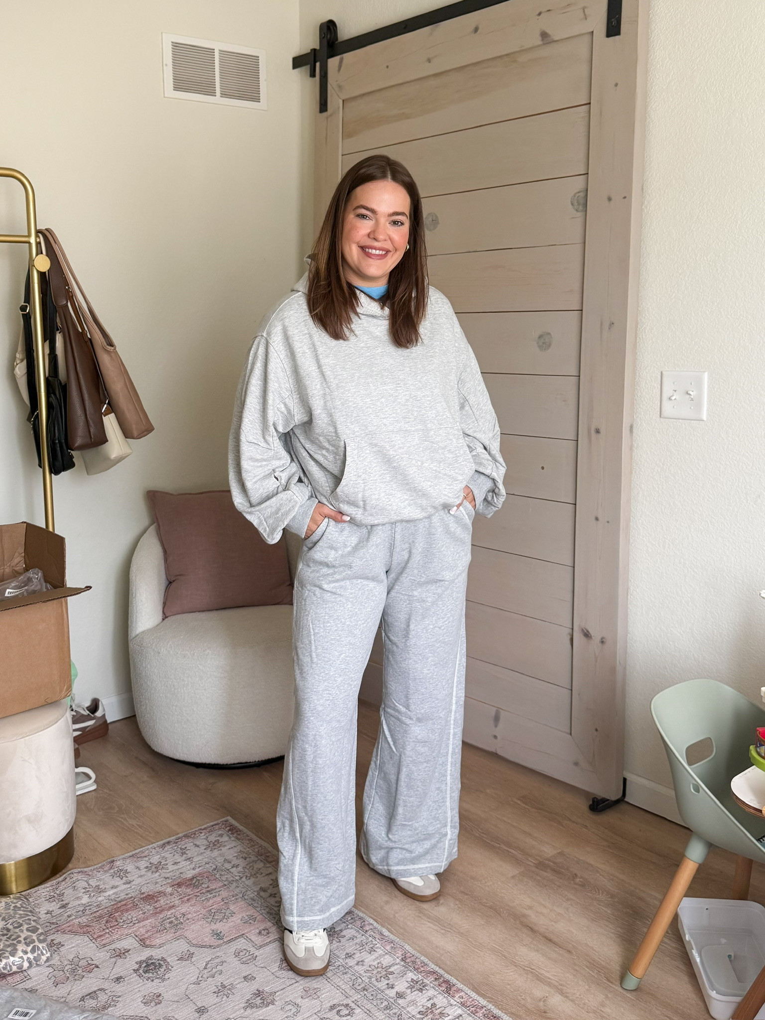 Summer to Fall transition Aerie look! 
Size M Sweatshirt 
Size M Pants 

#MidsizeFashion
#MidsizeStyle
#MidsizeMom
#MidsizeMomStyle
#MidsizeOutfits
#MidsizeOutfitInspo
#MomStyle
#MomOutfits
#MomFashion
#SummerToFall
#SummerToFallOutfits
#TransitionalOutfits
#FallTransitionOutfits
#SummerFallStyle
#EarlyFallOutfits
#FallOutfitInspo
#FallFashion
#FallStyle
#CasualMomStyle
#EverydayMomStyle
#EverydayOutfits
#CasualOutfits
#MomUniform
#RealMomStyle
#OutfitInspiration
 

 #LTKootd #LTKmomlife #LTKMidsize