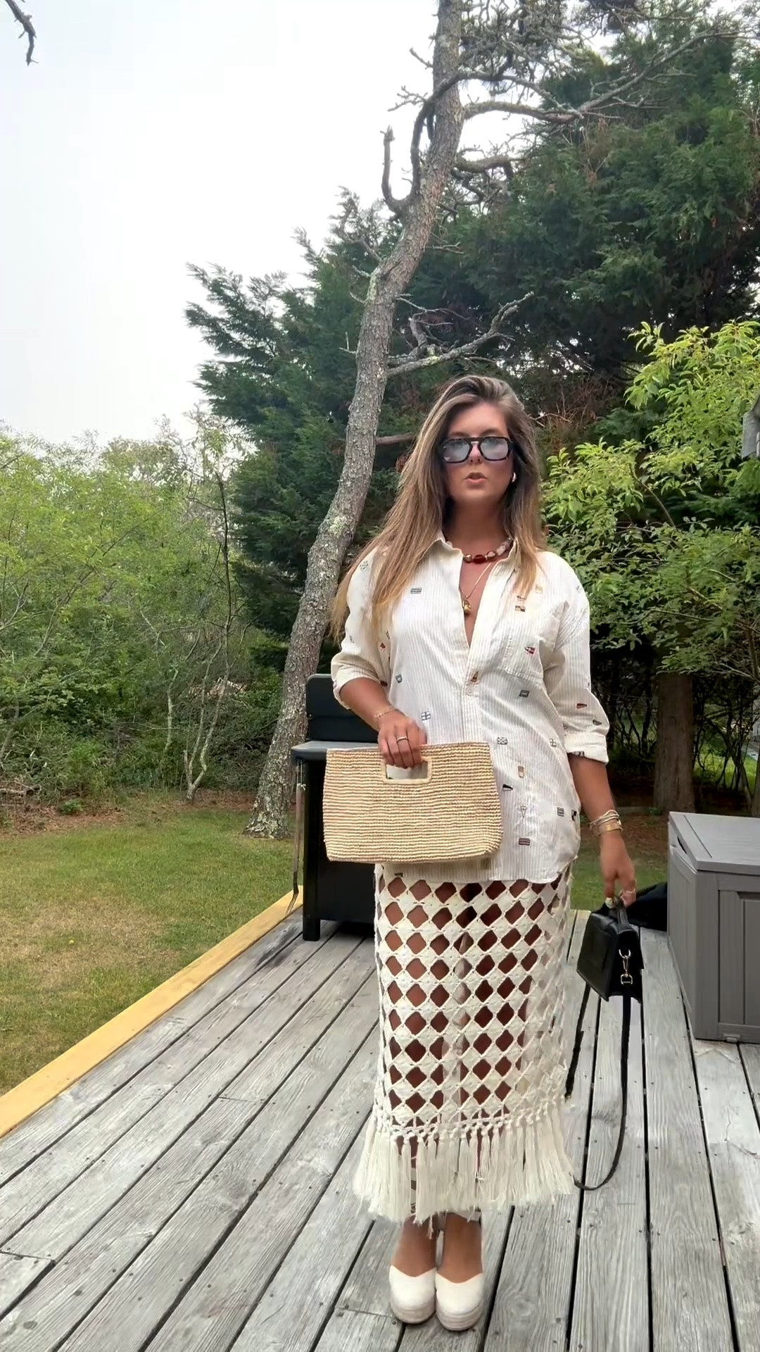 Dinner outfit in Nantucket 🩵 skirt is Zara & sadly sold out, but linked similar

#LTKootd #LTKgrwm #LTKdayinmylife