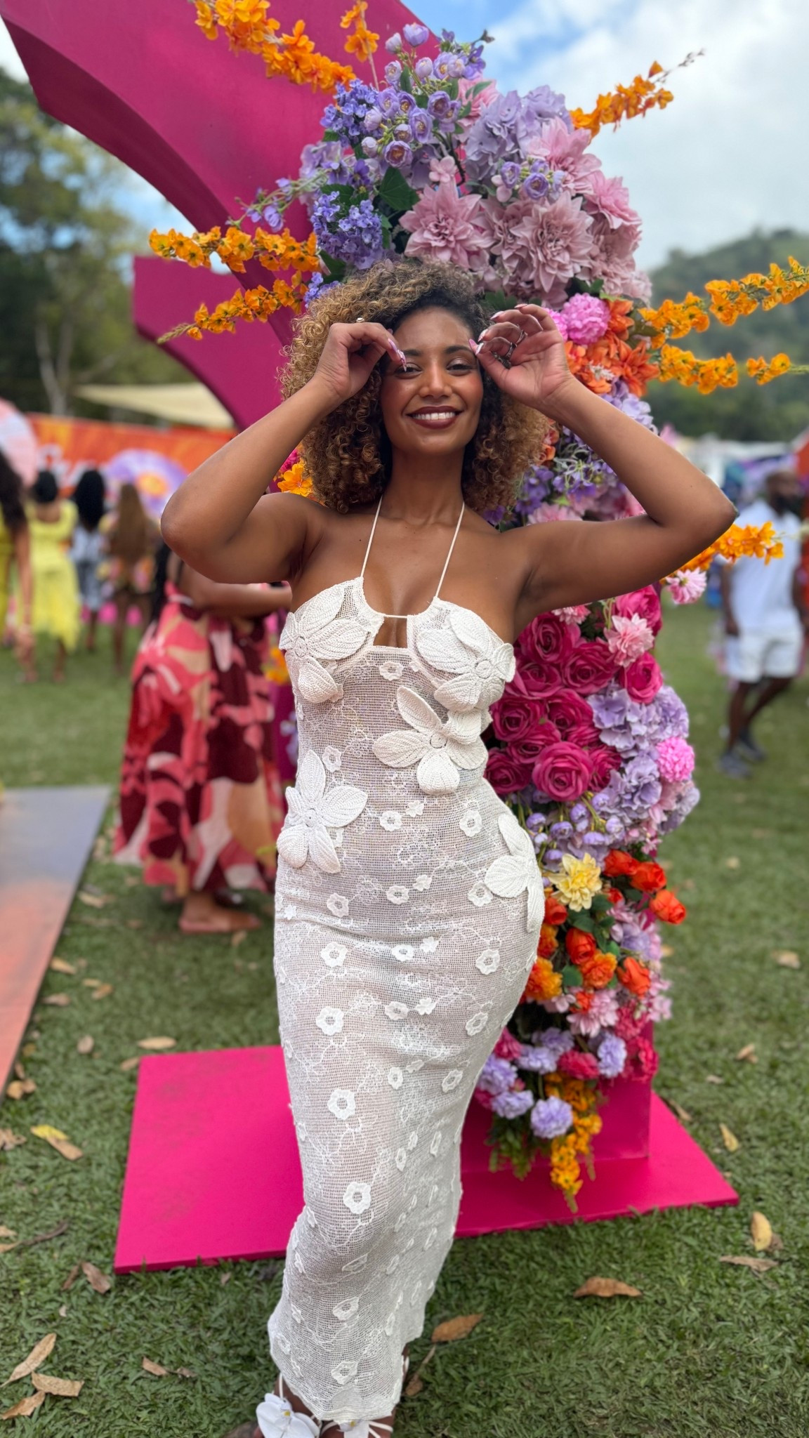 A perfect addition to your vacation wardrobe for the next trip 😍
This is a cover up that can pass for a dress as well 🤍
I’m wearing a small for a more snug fit!


#LTKSwim #LTKgrwm #LTKootd