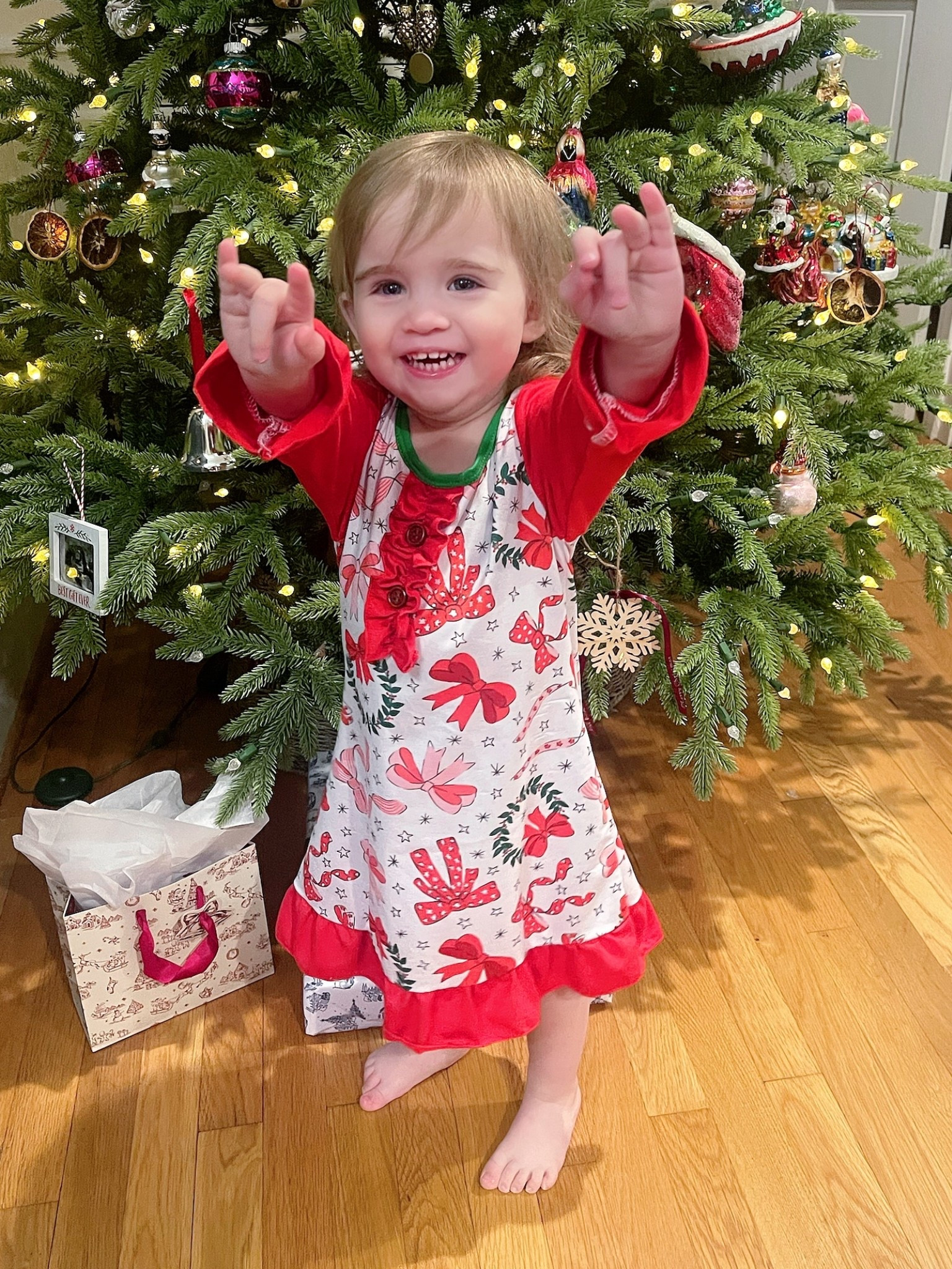 🎁 Caroline’s Christmas Nightgown ✨

Coziest little Christmas moment! Caroline is wearing the sweetest toddler nightgown covered in bows, candy canes & festive red ruffles 🎀❤️ Perfect for holiday photos, Christmas morning, matching sibling pictures, or gifting! The material is soft, lightweight, and under $13 — such a great Amazon find for the season.

I linked both of the toddler nightgown prints plus the Caden Lane adult pajama option if you want to coordinate with your little one 🎄🤍

✨ Caroline’s nightgown: Size toddler
🎁 Budget-friendly holiday pajamas
📸 Perfect for Christmas tree pics, Christmas morning, matching family jammies, & festive toddler outfits

⸻


toddler Christmas pajamas, holiday nightgown girl, Christmas bow nightgown, red ruffle pajamas, Christmas toddler outfit ideas, affordable matching pajamas, family Christmas jammies Amazon, holiday gifts for kids, toddler Christmas photo outfit, cozy Christmas style, festive pajamas under $15, kids holiday sleepwear, Christmas morning outfits

#LTKHoliday #LTKKids #LTKBaby