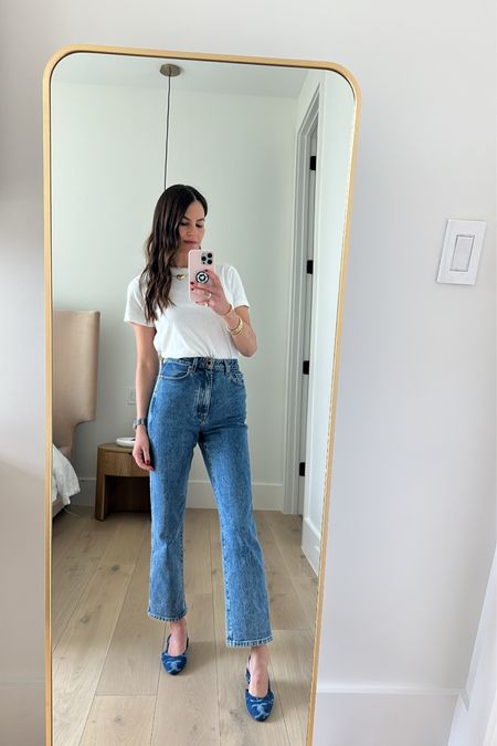 Size 26 in these jeans- go up one size 