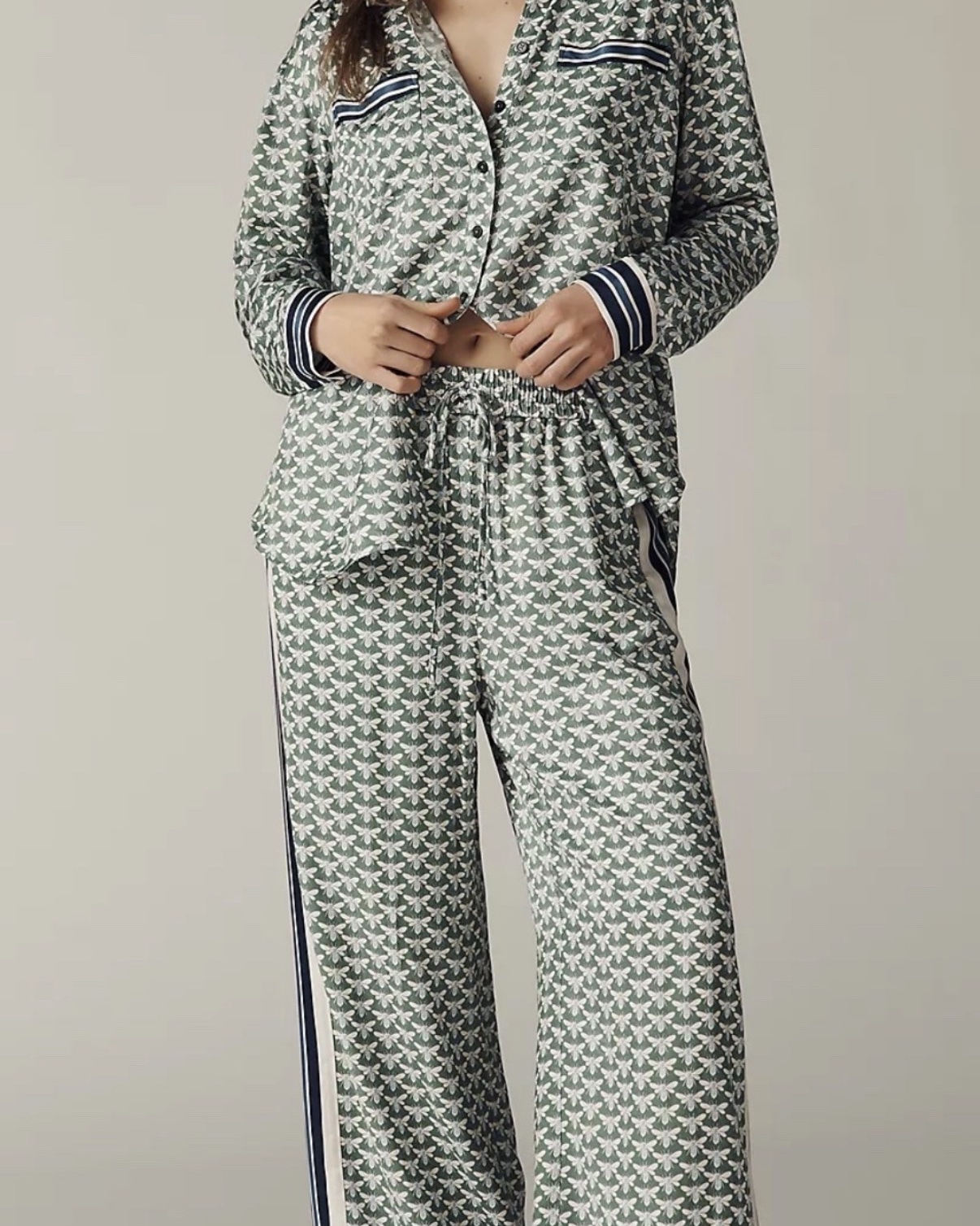 I have this matching set in another print and love it!

#LTKSeasonal