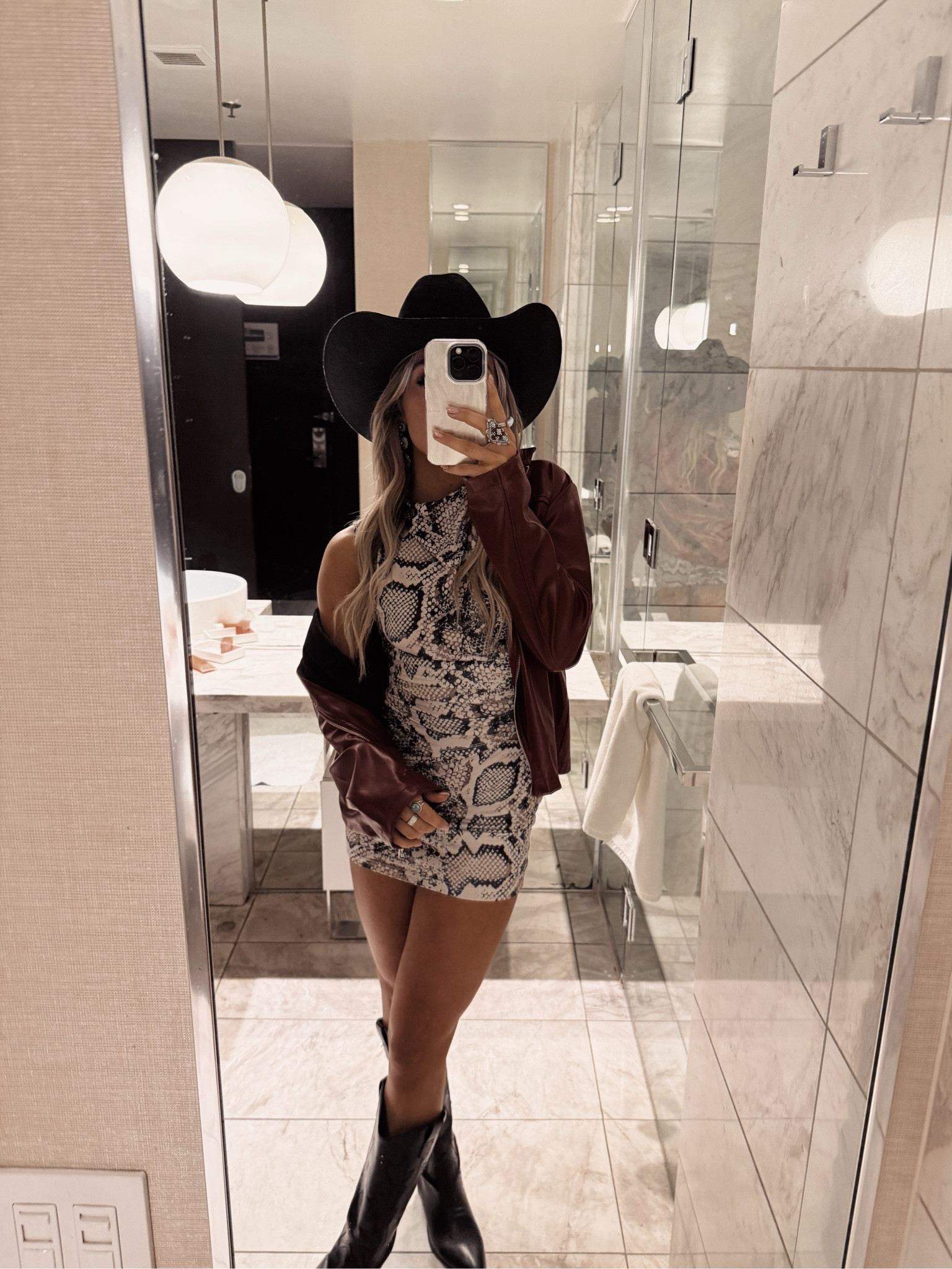 take me back to nfr ✨

#LTKHoliday #LTKStyleTip #LTKFindsUnder100