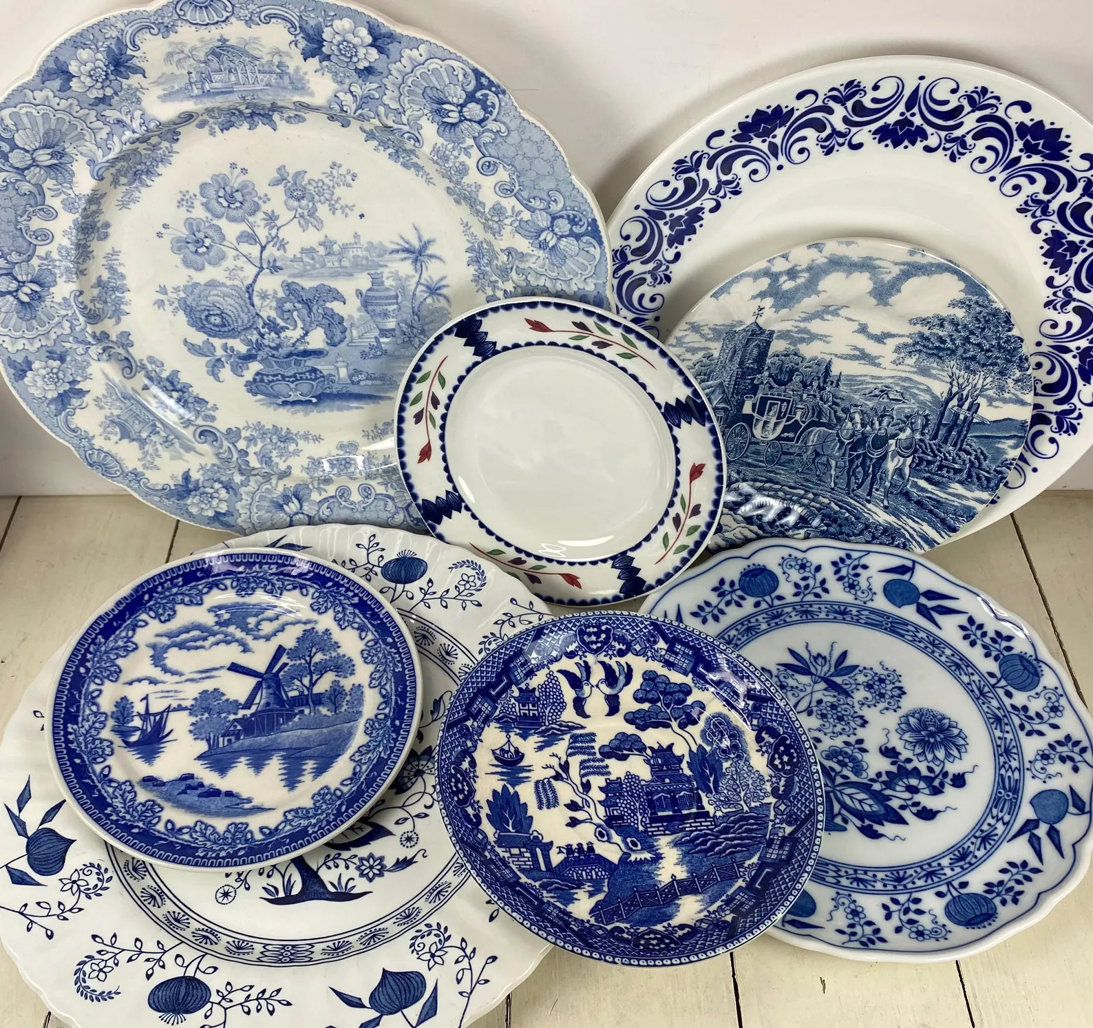 Set of 8 Mismatched BLUE Transferware Plates 5.75-10.25", Wall Grouping Varying Size Mix, Nordic ... | Etsy (Global)