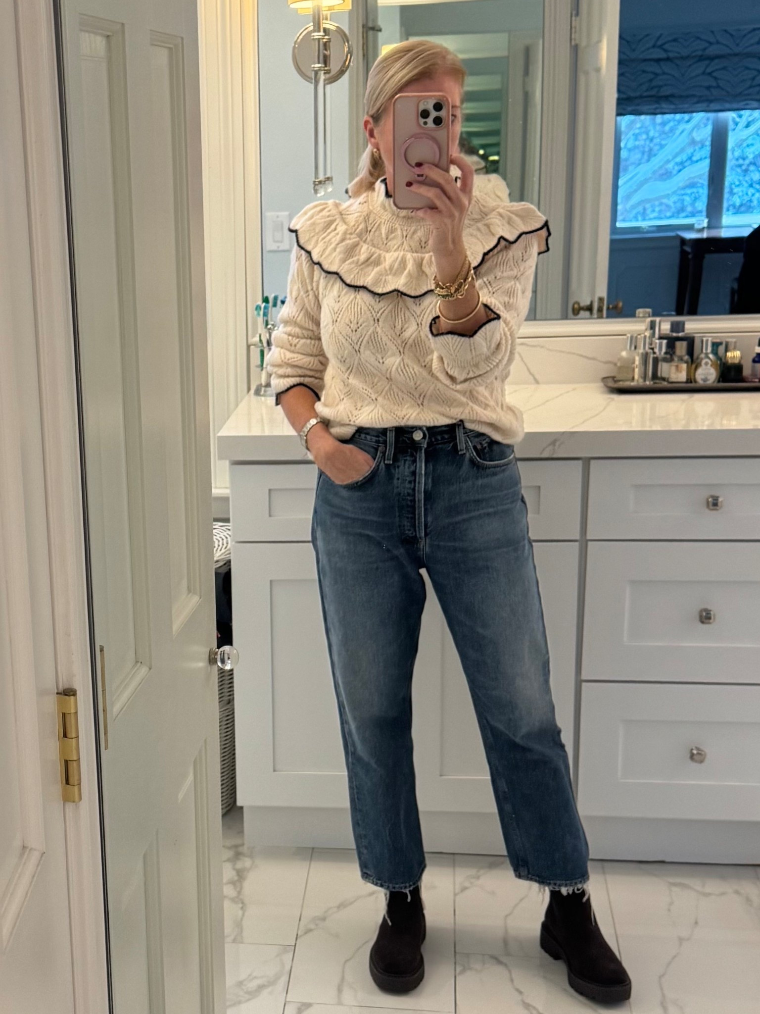 Snowy Tuesday 

#LTKSeasonal #LTKootd #LTKdayinmylife