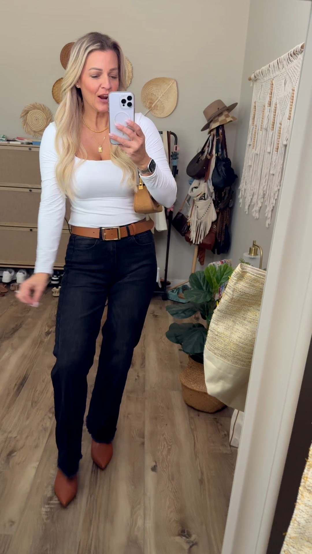 Jeans size 8
Top Large
Booties TTS

#LTKHoliday #LTKGiftGuide #LTKFindsUnder100