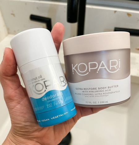 Two new favorite beauty goodies! Not only does it smell heavenly, I love that it’s made with clean ingredients, vegan & the packaging is even recyclable! 💓
.
.
.
.
.
#almond #kopari #bathandbodyworkslover #beautylife #beautyroutine #bloggerlife #cosmetics #fotd #freshbeauty #freshskin #holdyourmoments #hygieneproducts #instabeauty #kopari #lipgloss #makeupblogger #minneapolis #mrcologne76 #naturalbeauty #scent #selfcarelove #skincareaddict #skincareblogger #skincarecommunity #skincareessentials #skincareroutine #sotd #theouai #toninglotion #travel #whatsinmybag 

#LTKbeauty #LTKunder50