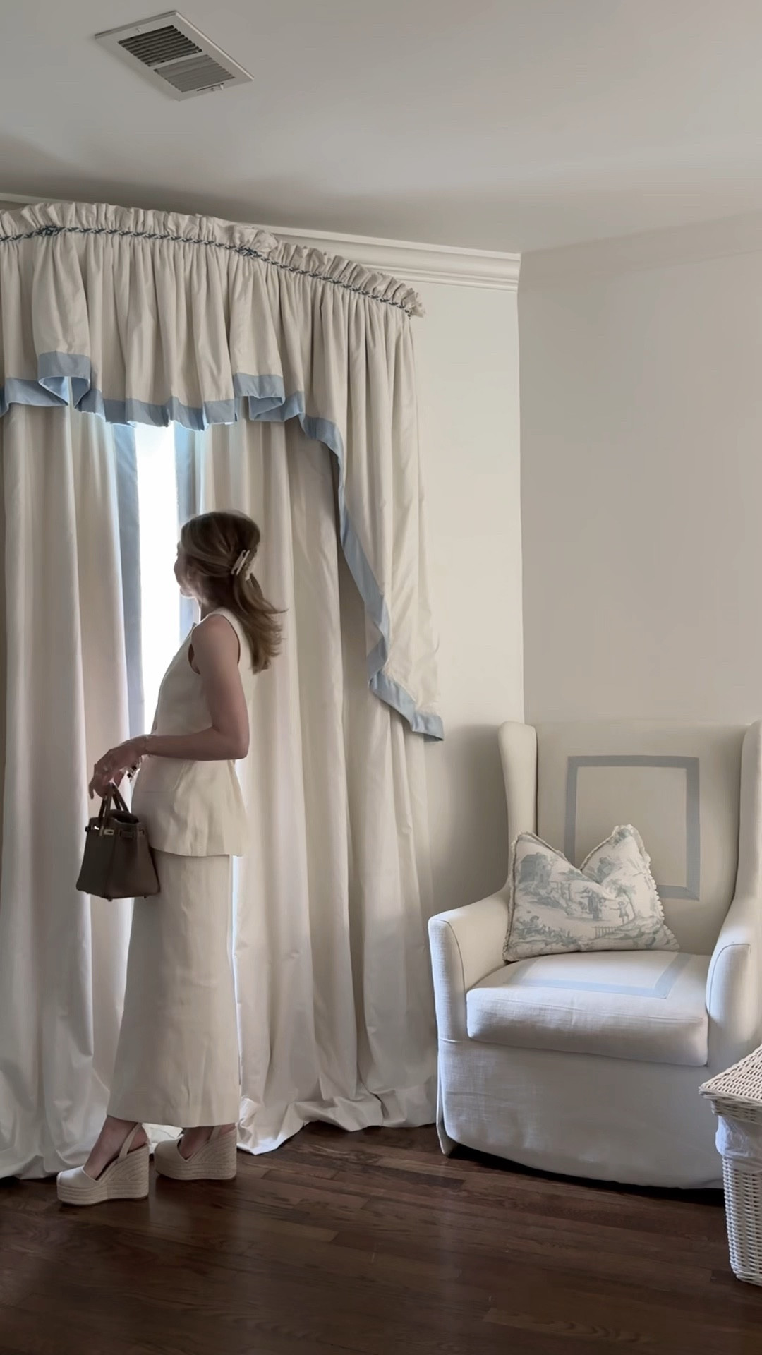 An amazing look for less under $300! If you loved last year’s viral Sofia Richie set this is the look for you. Also love the under $100 espadrilles. Set goes live at 11 EST today 4/22. True to size on me, in a 0 in both pieces.

#LTKtravel #LTKSeasonal #LTKstyletip